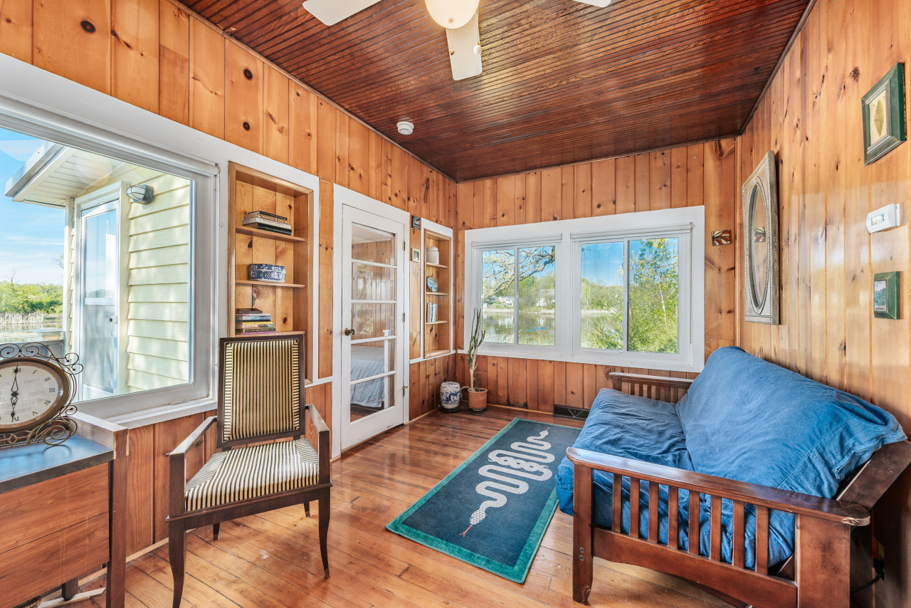 Wisconsin Lake Home for sale (MLS#: 1918951) at W6641 N Lakeshore Dr, in Sugar Creek, Wisconsin. (19 of 47)