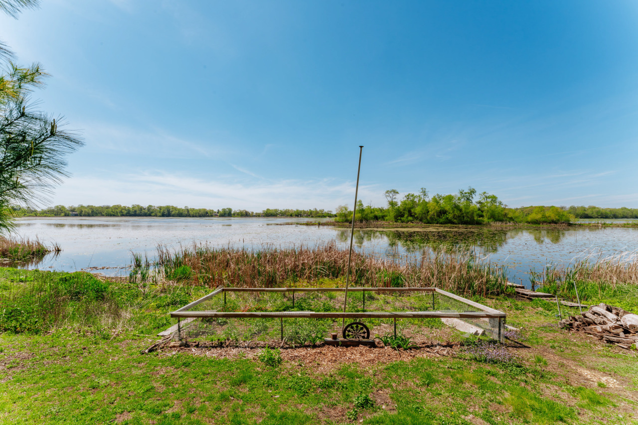 Wisconsin Lake Home for sale (MLS#: 1918951) at W6641 N Lakeshore Dr, in Sugar Creek, Wisconsin. (31 of 47)