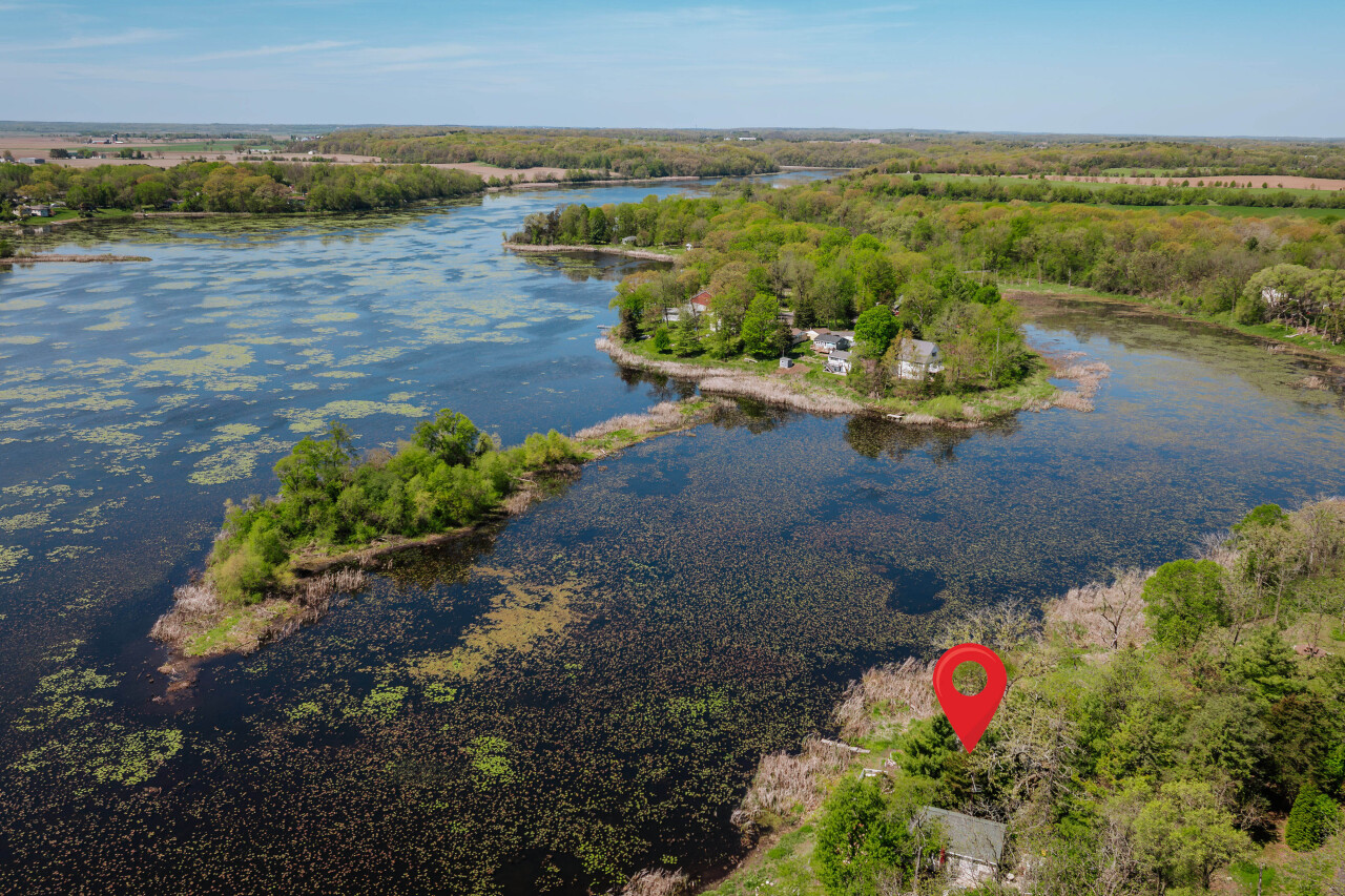 Wisconsin Lake Home for sale (MLS#: 1918951) at W6641 N Lakeshore Dr, in Sugar Creek, Wisconsin. (34 of 47)