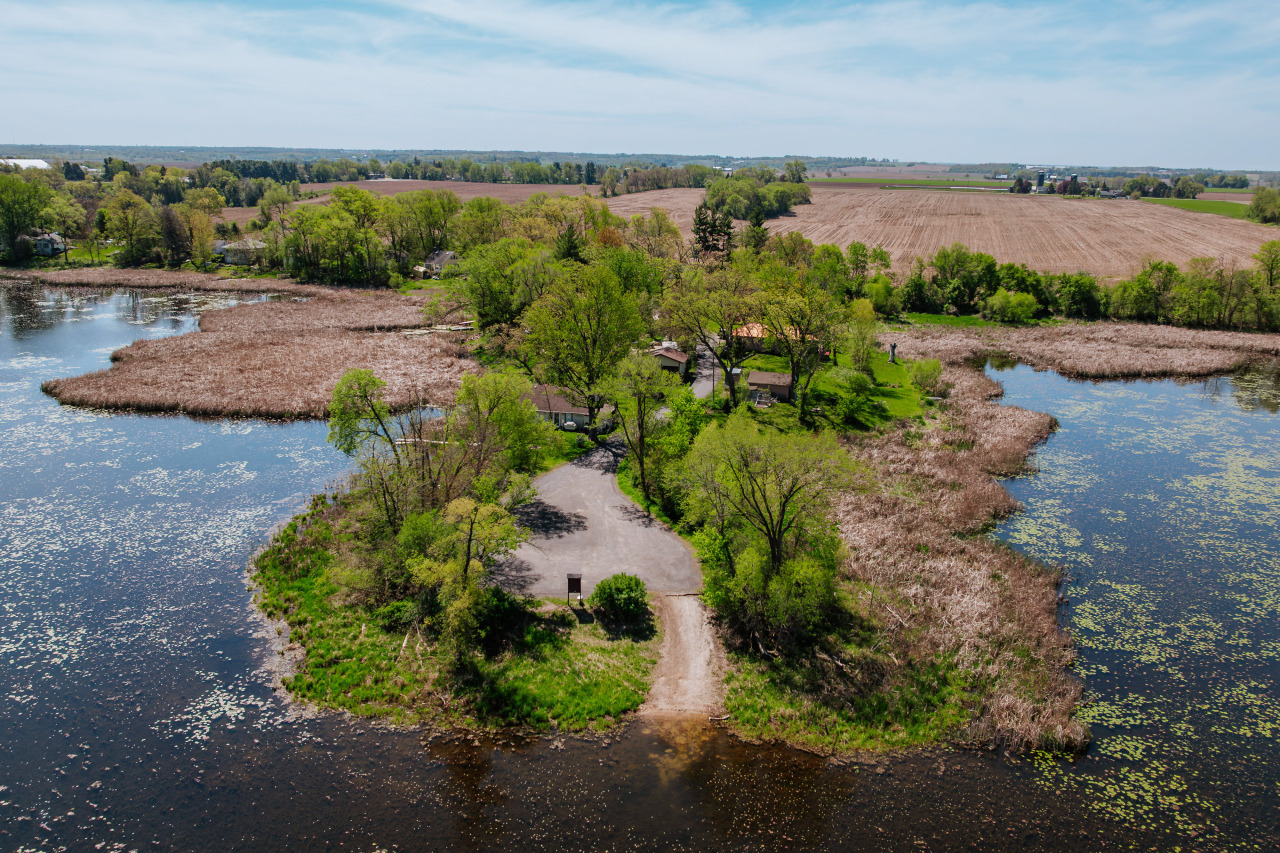 Wisconsin Lake Home for sale (MLS#: 1918951) at W6641 N Lakeshore Dr, in Sugar Creek, Wisconsin. (38 of 47)