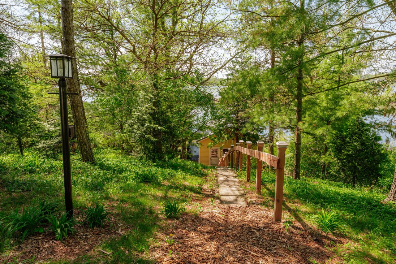Wisconsin Lake Home for sale (MLS#: 1918951) at W6641 N Lakeshore Dr, in Sugar Creek, Wisconsin. (5 of 47)