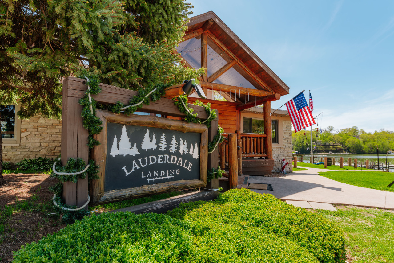Wisconsin Lake Home for sale (MLS#: 1918951) at W6641 N Lakeshore Dr, in Sugar Creek, Wisconsin. (42 of 47)