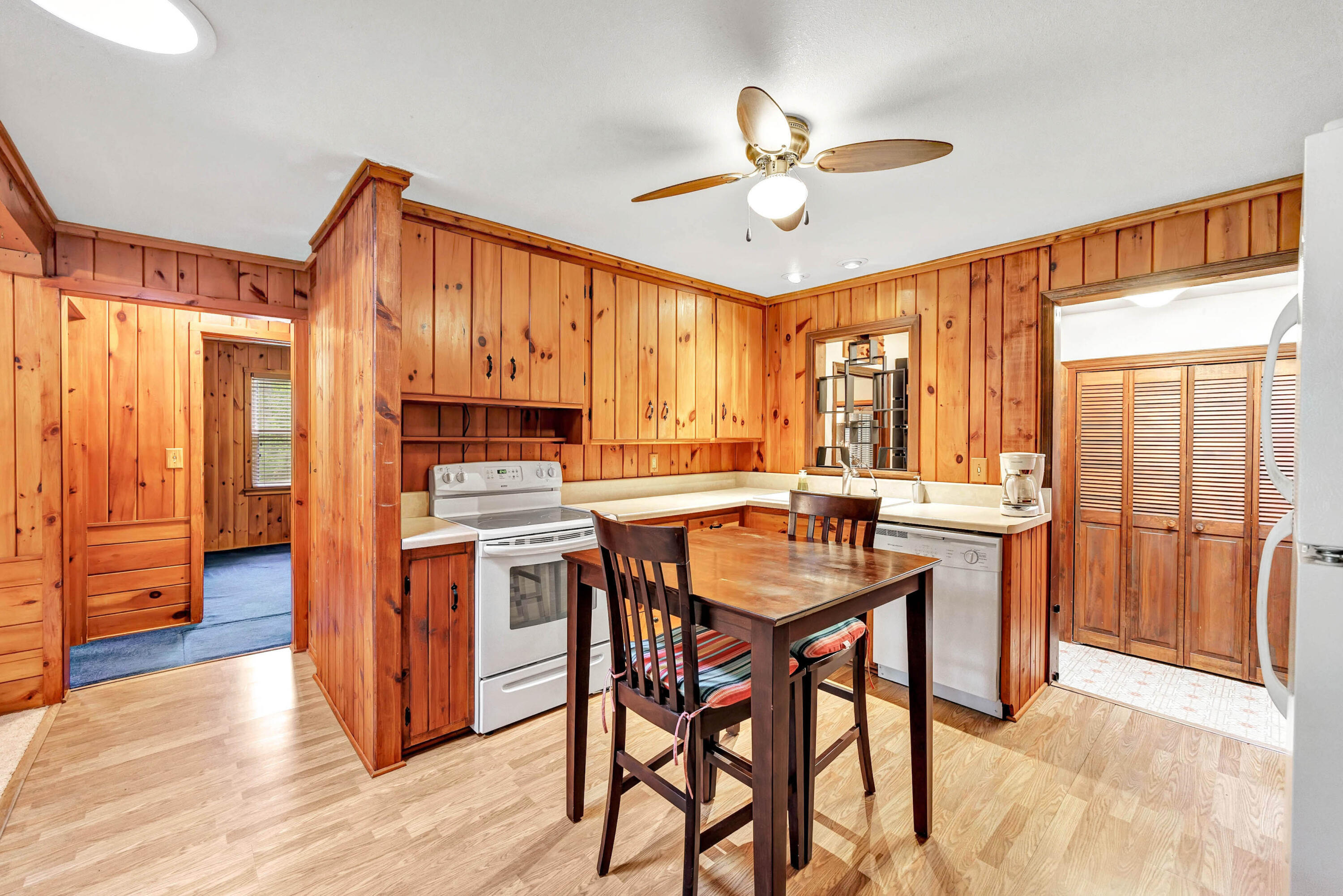 Wisconsin Lake Home for sale (MLS#: 1919064) at N7119  River Dr, in Wescott, Wisconsin. (13 of 32)