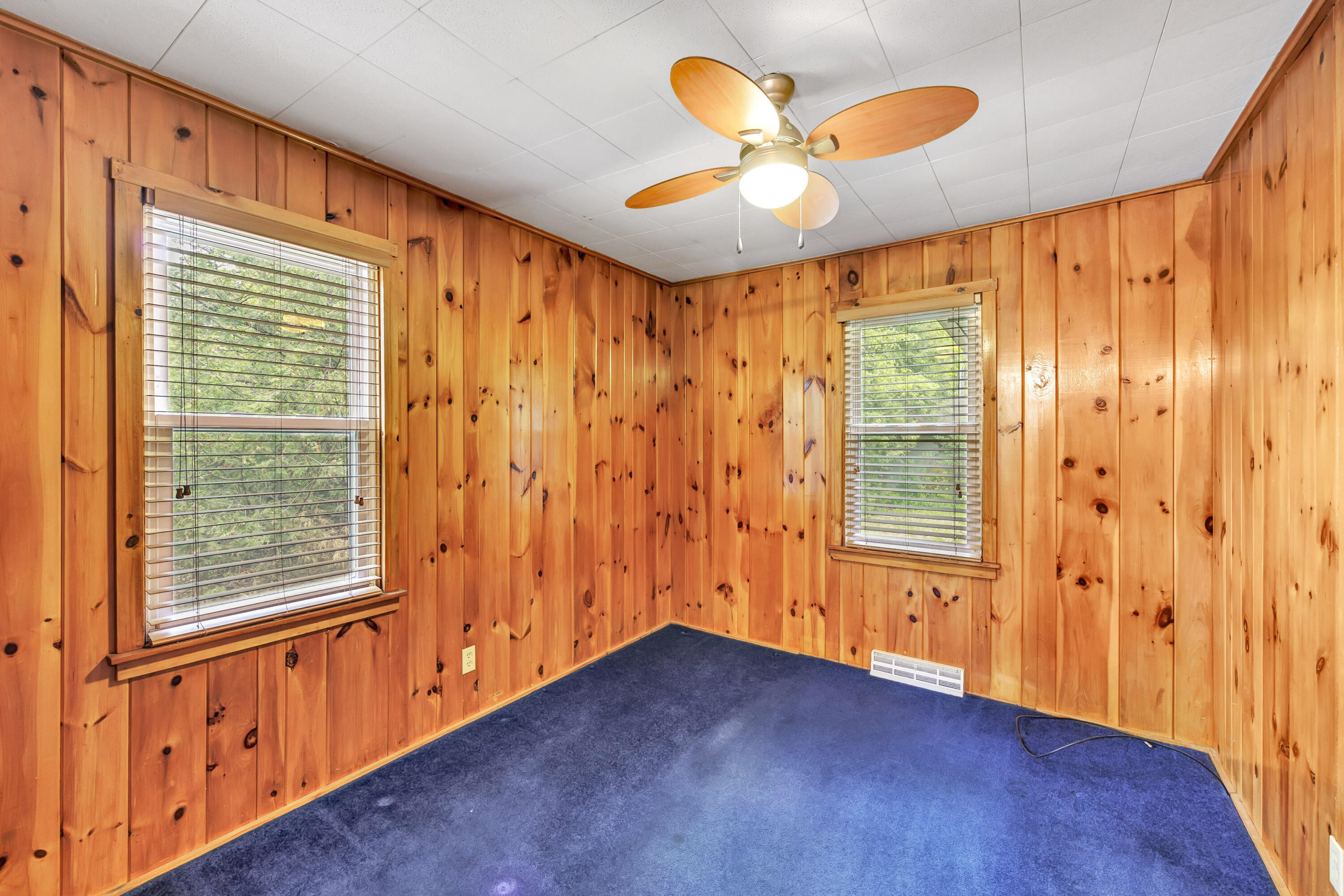 Wisconsin Lake Home for sale (MLS#: 1919064) at N7119  River Dr, in Wescott, Wisconsin. (17 of 32)