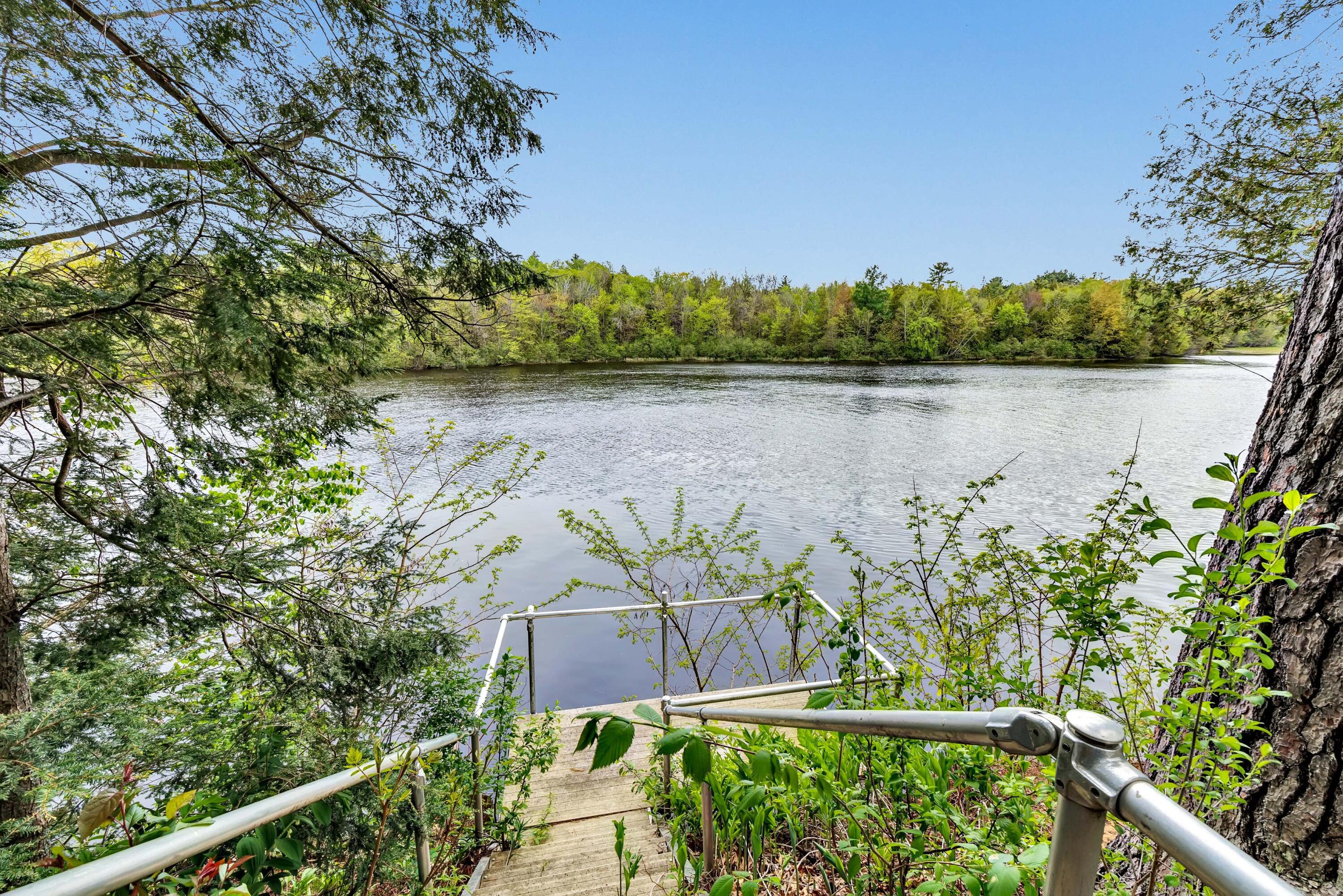 Wisconsin Lake Home for sale (MLS#: 1919064) at N7119  River Dr, in Wescott, Wisconsin. (4 of 32)