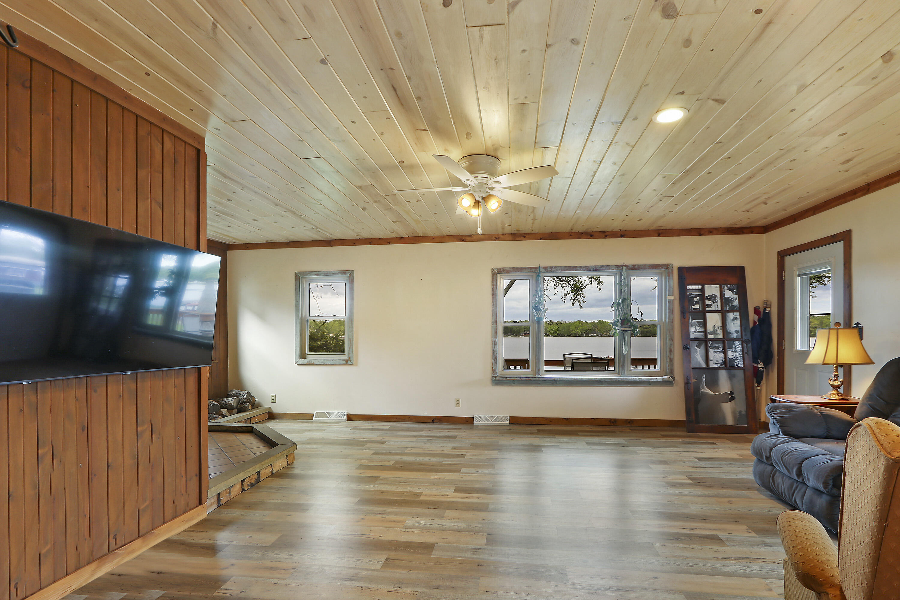 Wisconsin Lake Home for sale (MLS#: 1919178) at 10317  195th Ave, in Bristol, Wisconsin. (2 of 33)