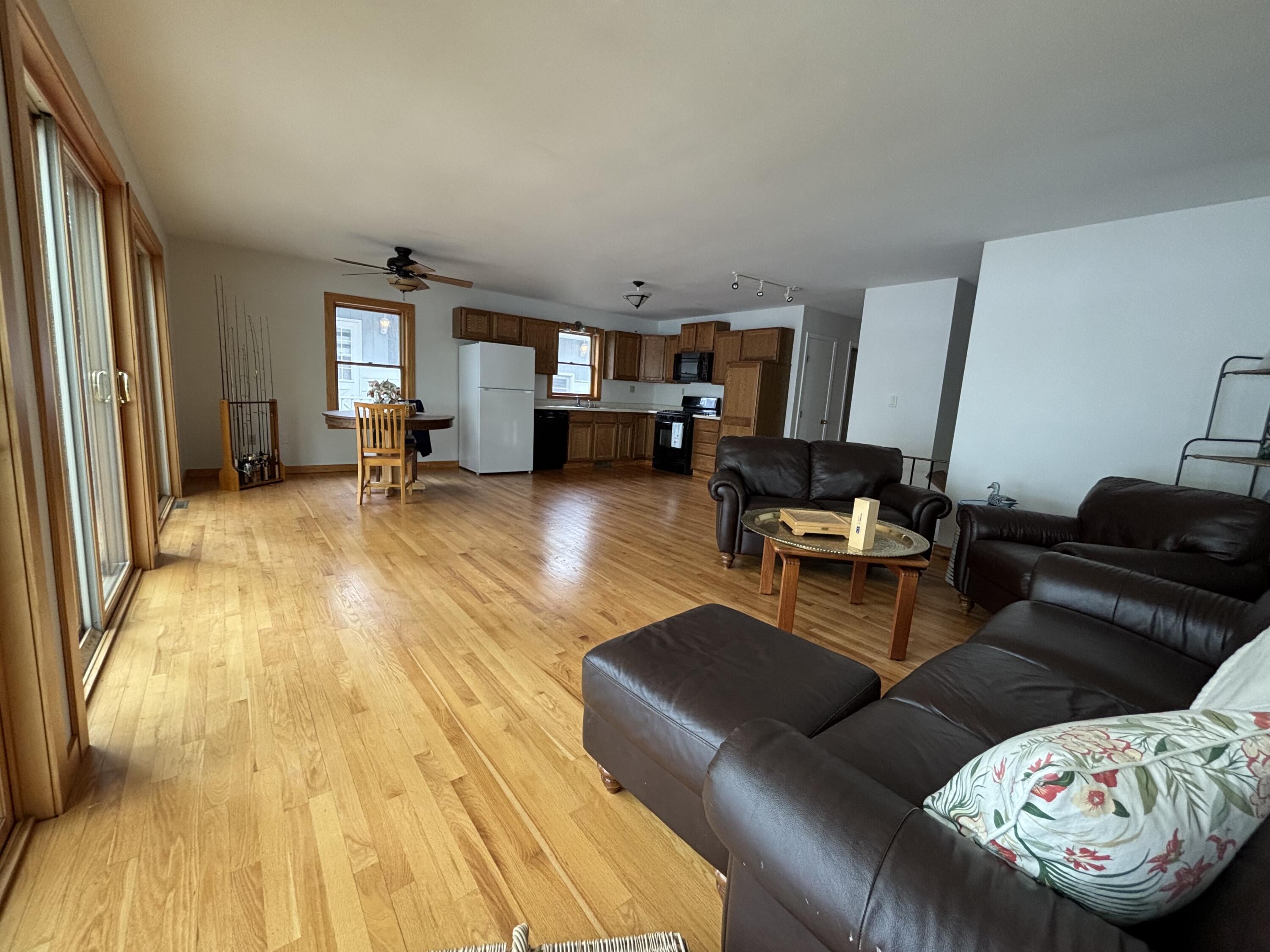 Wisconsin Lake Home for sale (MLS#: 1919180) at 24109  64th Pl, in Paddock Lake, Wisconsin. (8 of 49)