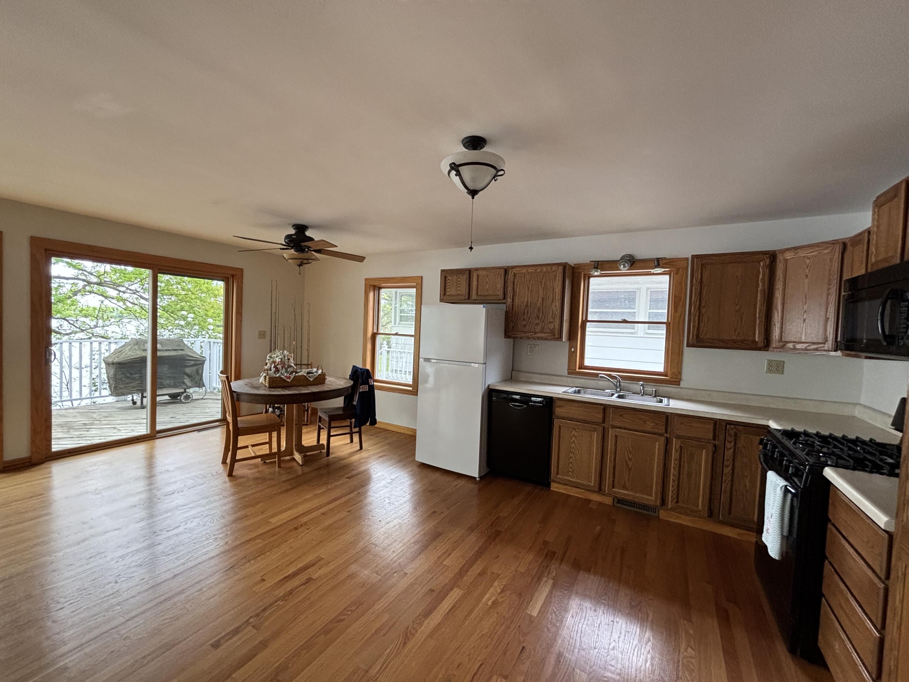 Wisconsin Lake Home for sale (MLS#: 1919180) at 24109  64th Pl, in Paddock Lake, Wisconsin. (10 of 49)