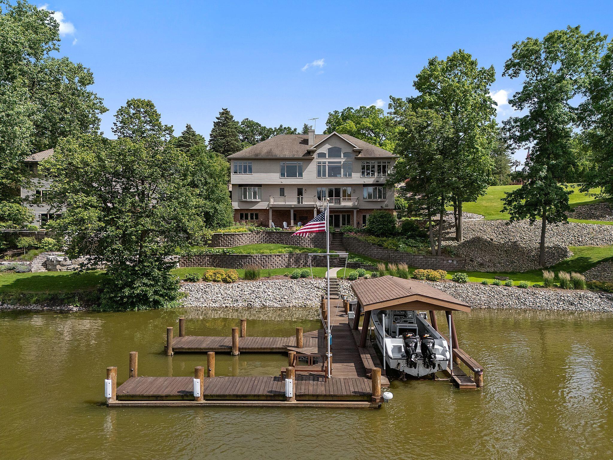Wisconsin Lake Home for sale (MLS#: 1919203) at 94  Hidden Acres Ct, in Appleton, Wisconsin. (1 of 70)