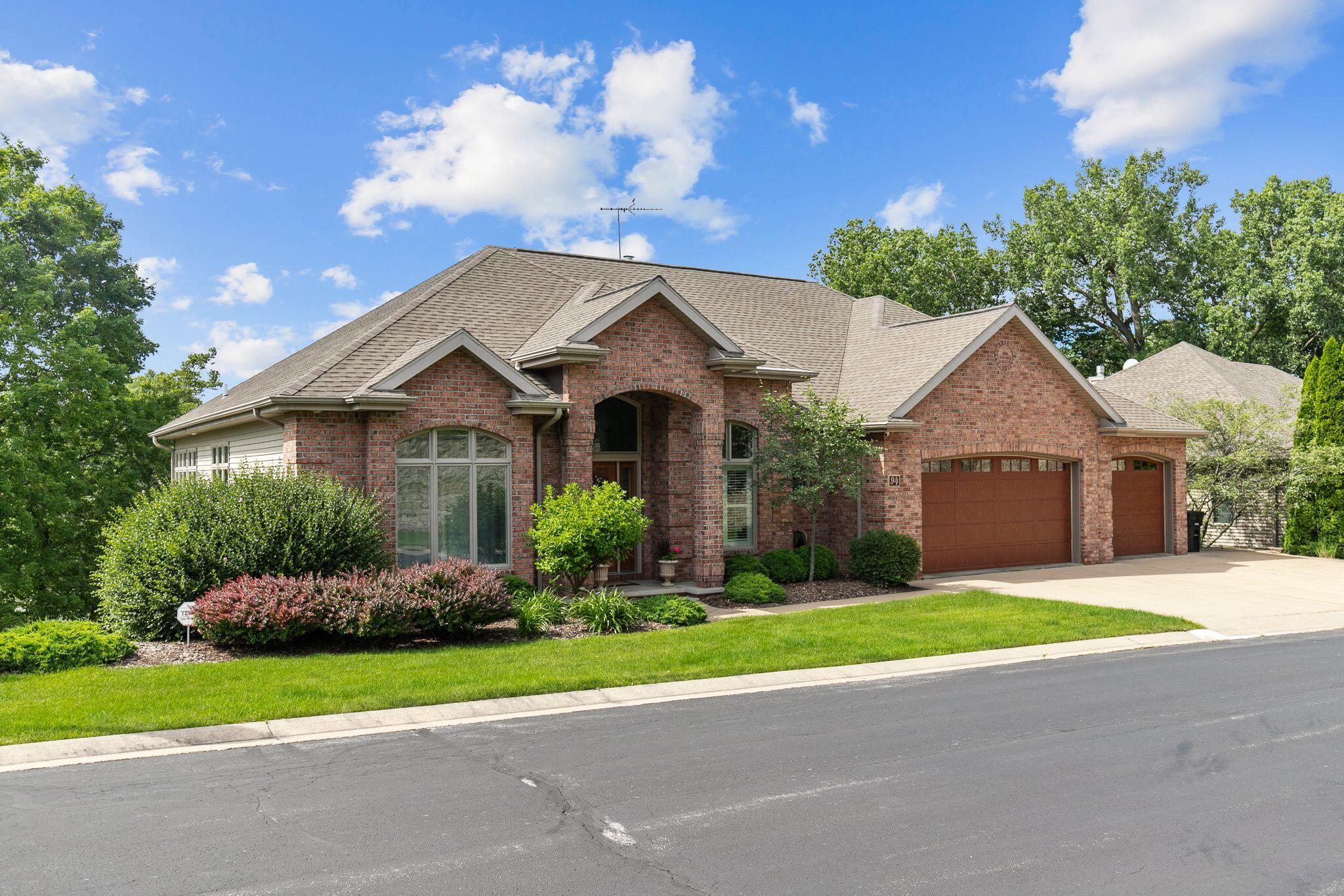 Wisconsin Lake Home for sale (MLS#: 1919203) at 94  Hidden Acres Ct, in Appleton, Wisconsin. (2 of 70)