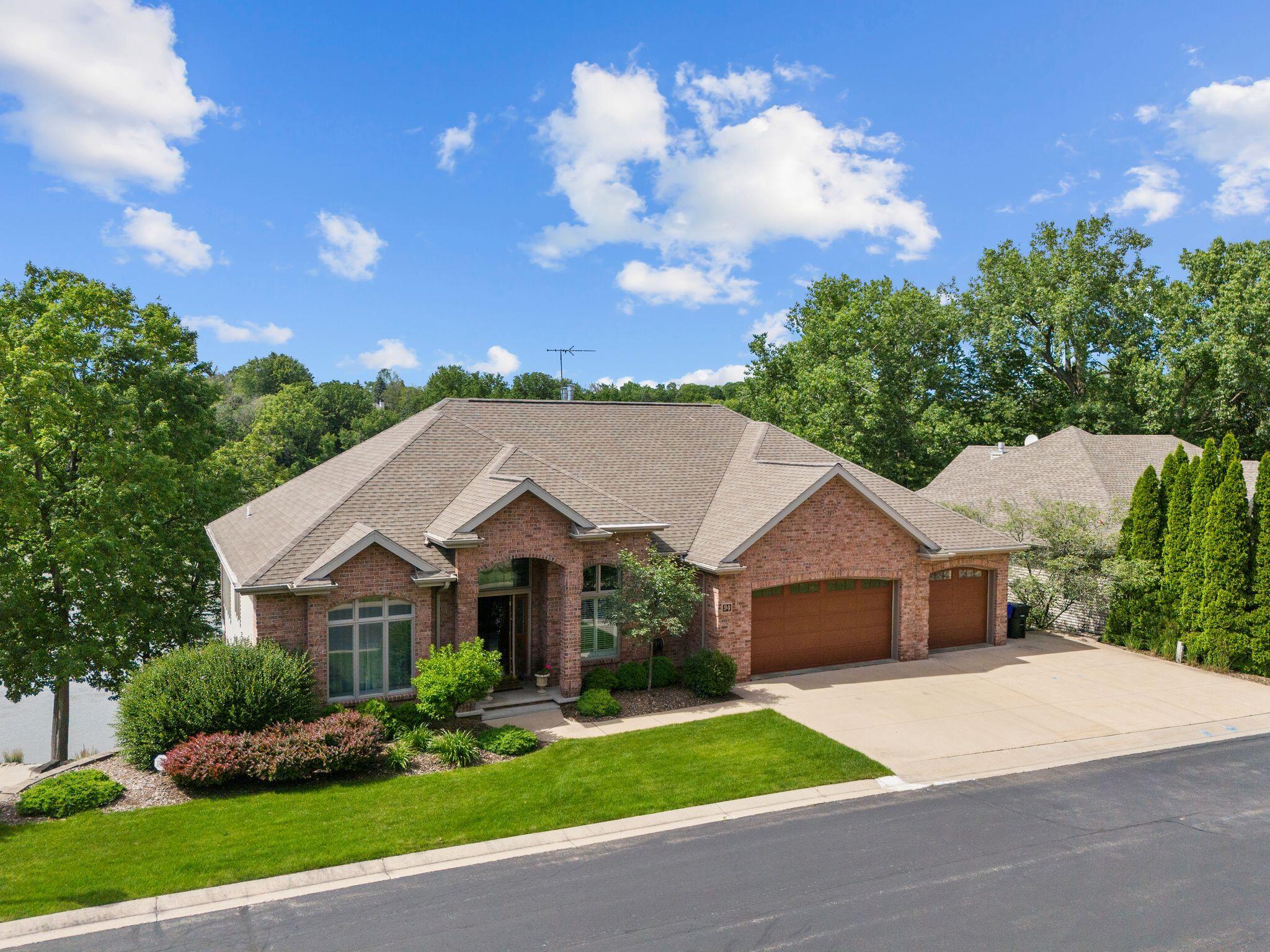 Wisconsin Lake Home for sale (MLS#: 1919203) at 94  Hidden Acres Ct, in Appleton, Wisconsin. (13 of 70)