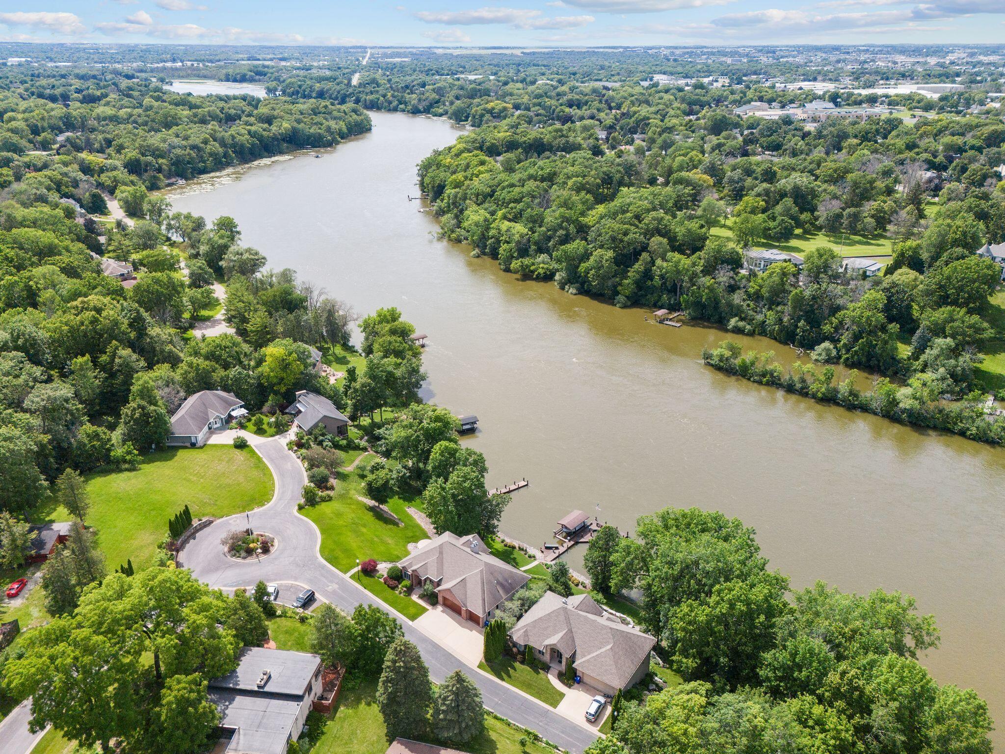 Wisconsin Lake Home for sale (MLS#: 1919203) at 94  Hidden Acres Ct, in Appleton, Wisconsin. (21 of 70)
