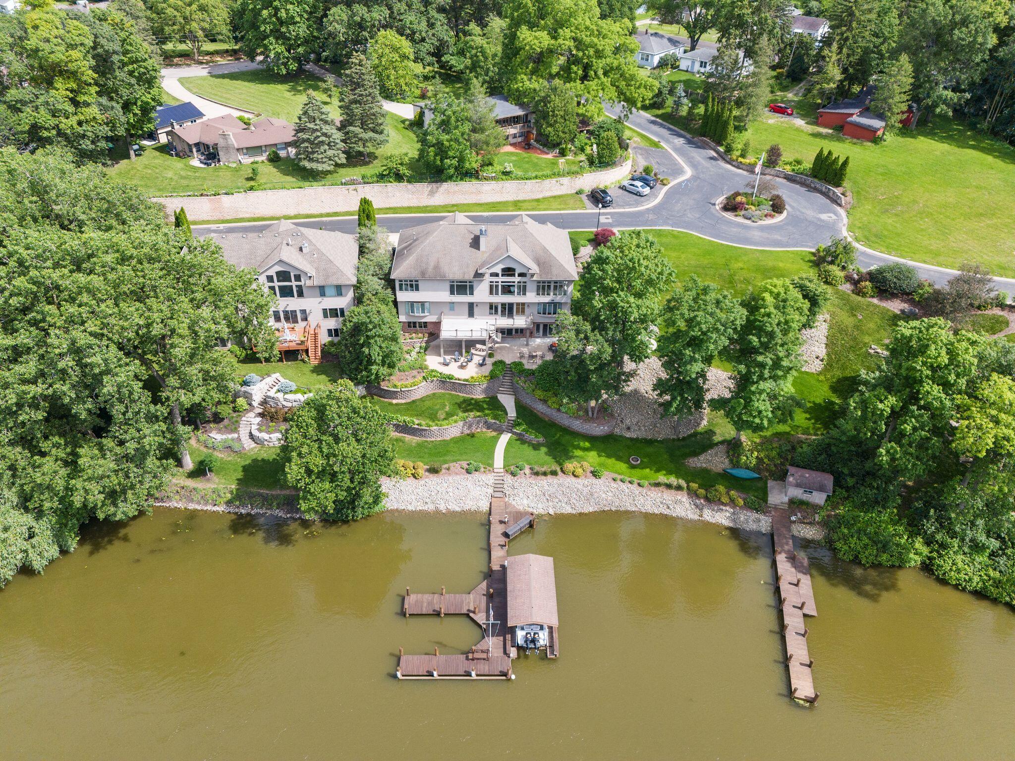 Wisconsin Lake Home for sale (MLS#: 1919203) at 94  Hidden Acres Ct, in Appleton, Wisconsin. (24 of 70)