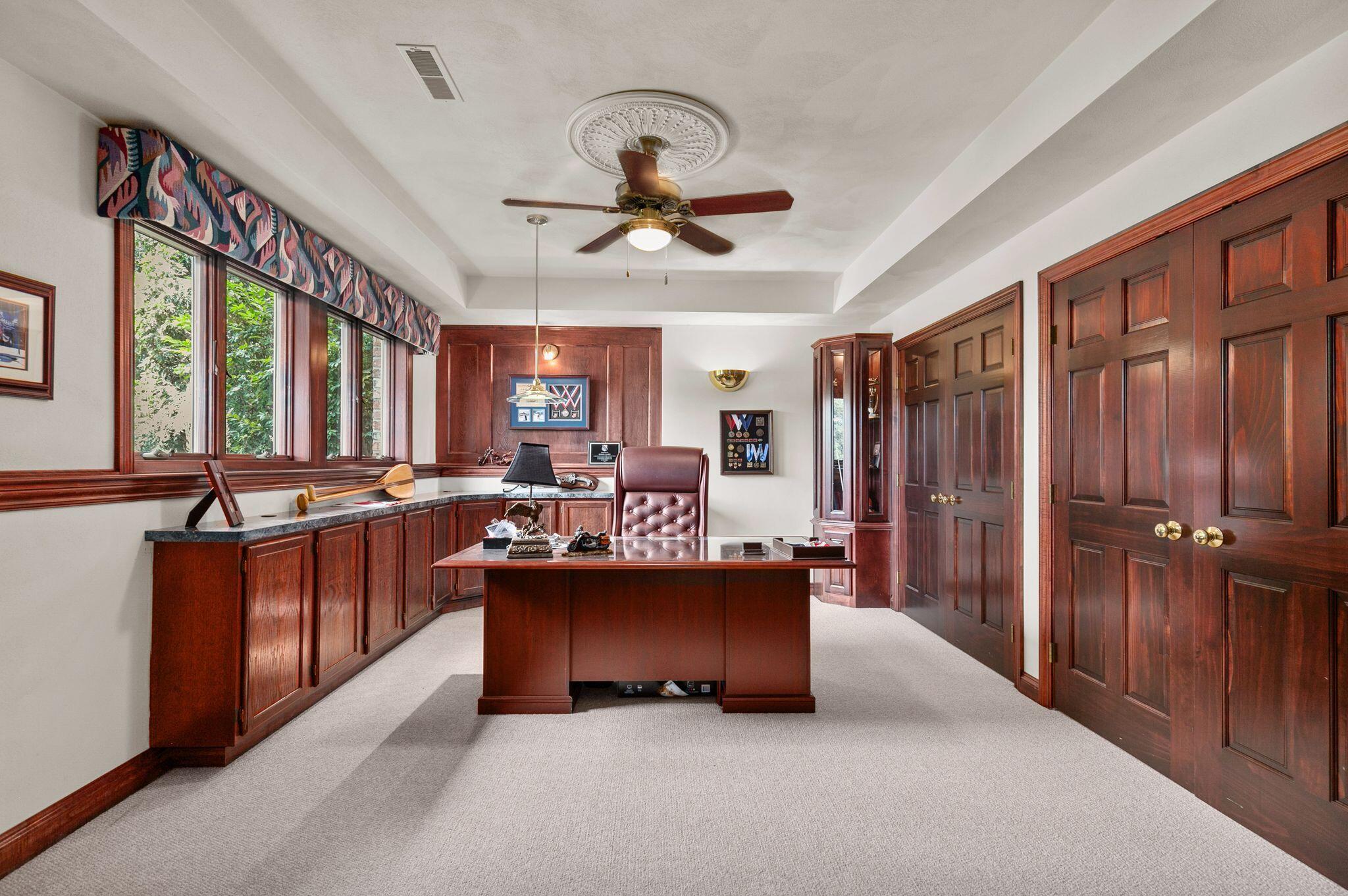 Wisconsin Lake Home for sale (MLS#: 1919203) at 94  Hidden Acres Ct, in Appleton, Wisconsin. (4 of 70)