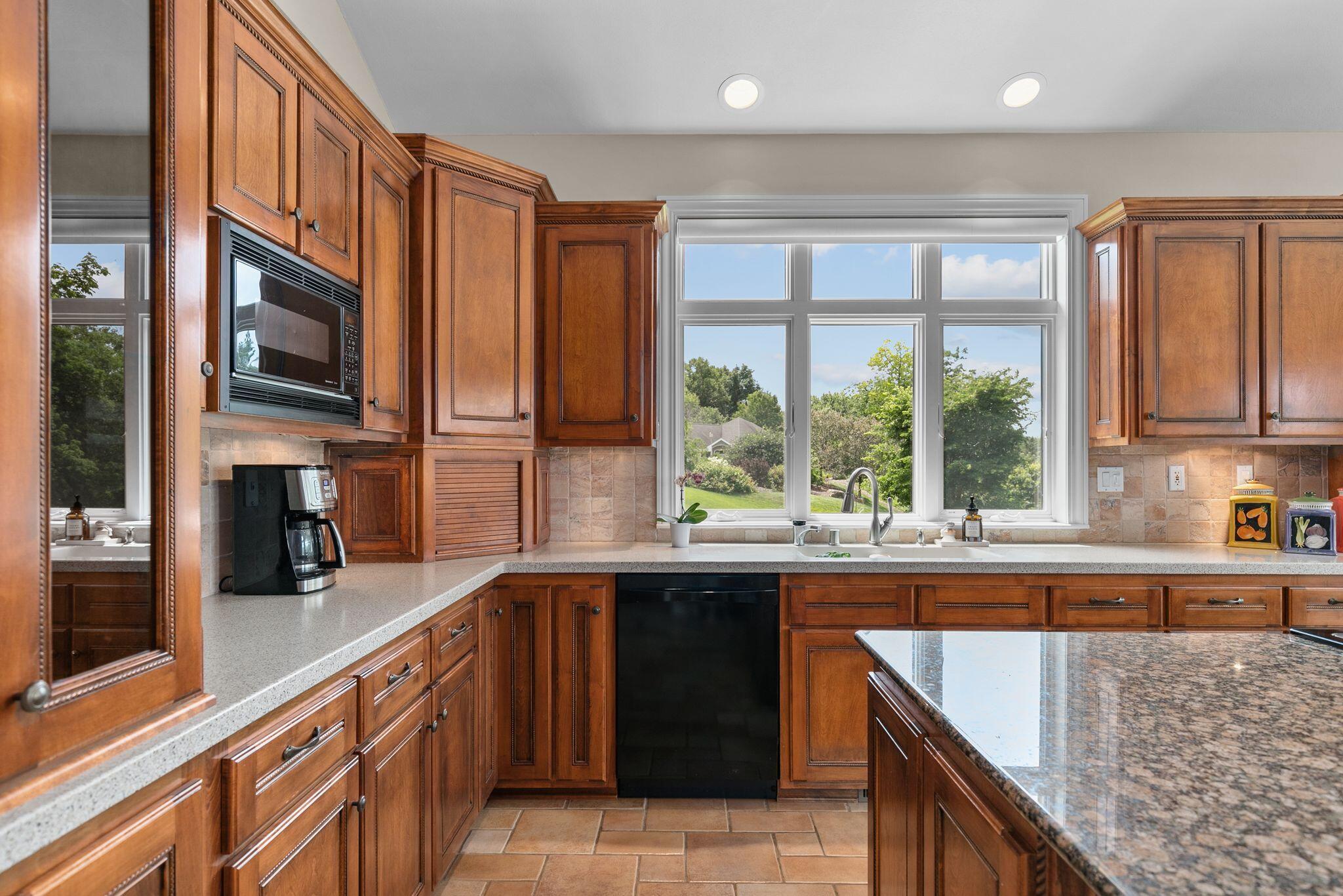 Wisconsin Lake Home for sale (MLS#: 1919203) at 94  Hidden Acres Ct, in Appleton, Wisconsin. (42 of 70)