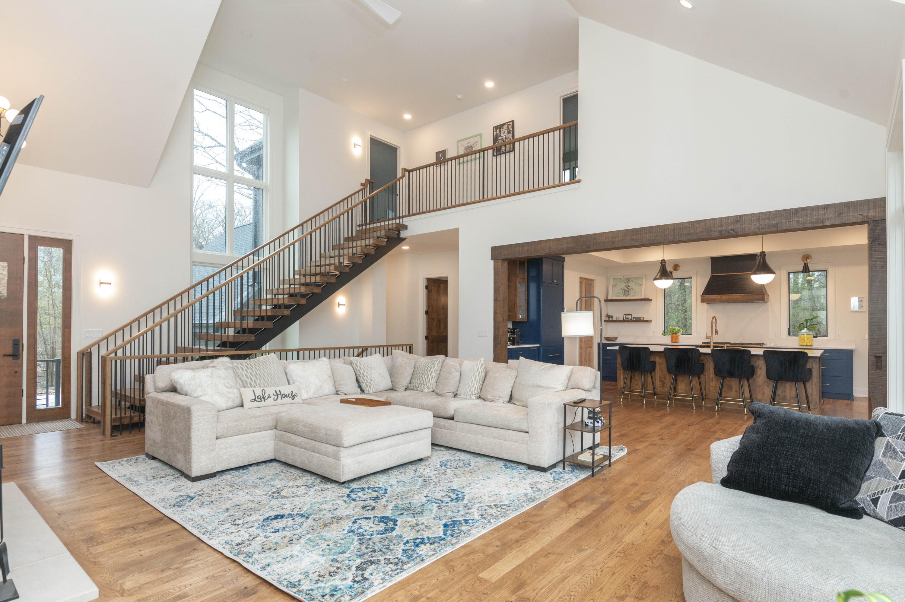 Wisconsin Lake Home for sale (MLS#: 1919220) at W329N6597  Forest Dr, in Merton, Wisconsin. (11 of 48)