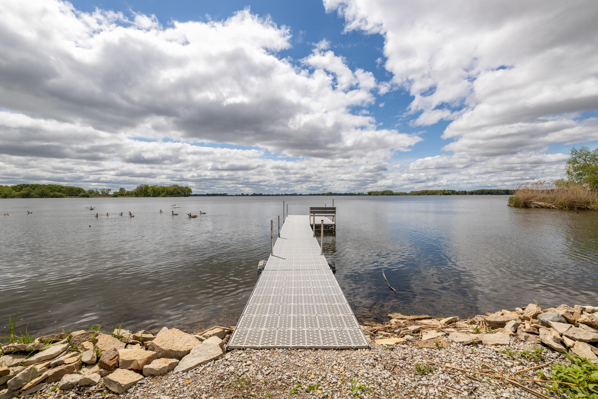 Wisconsin Lake Home for sale (MLS#: 1919233) at W10029  Spring Rd, in Fox Lake, Wisconsin. (14 of 43)