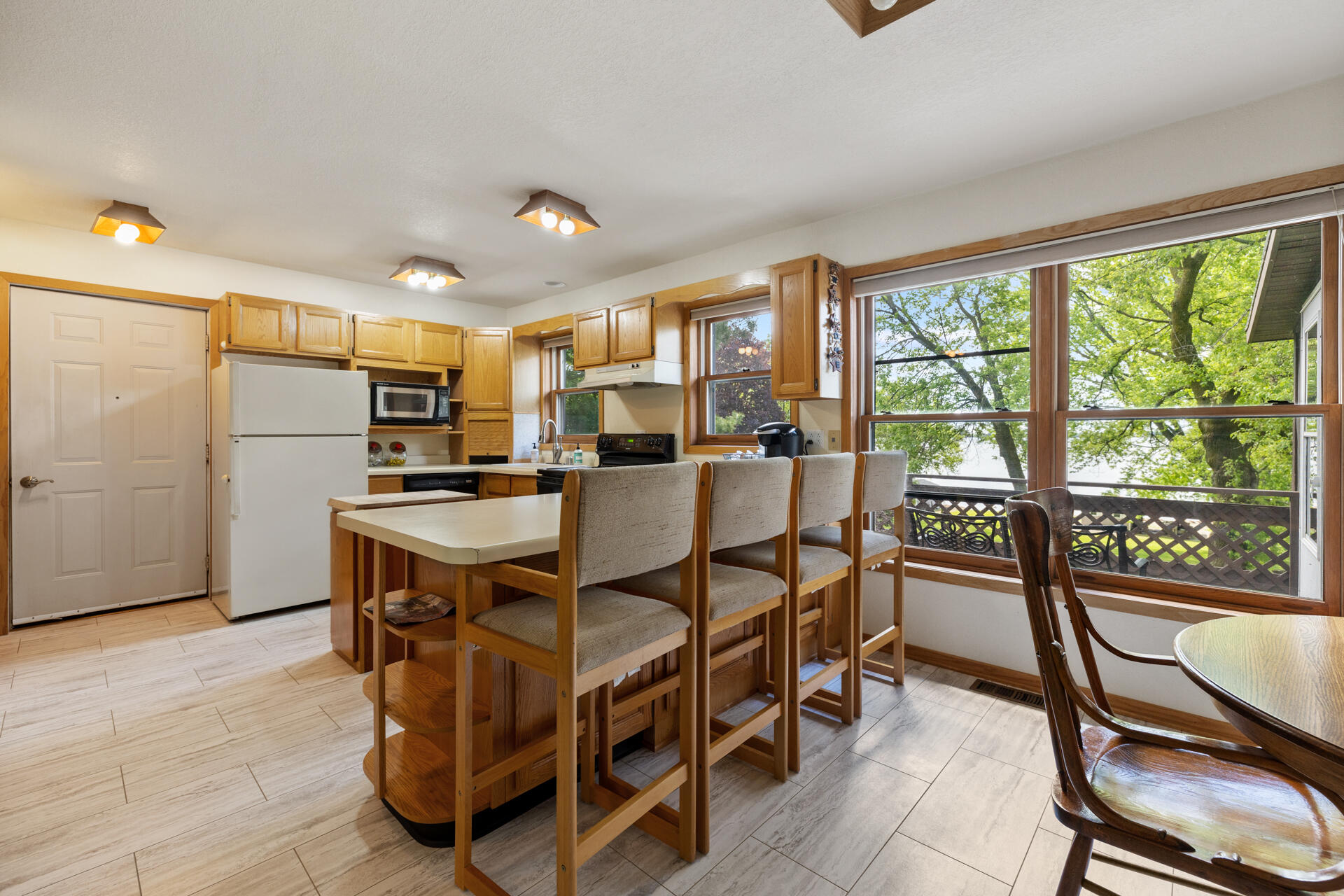 Wisconsin Lake Home for sale (MLS#: 1919233) at W10029  Spring Rd, in Fox Lake, Wisconsin. (20 of 43)