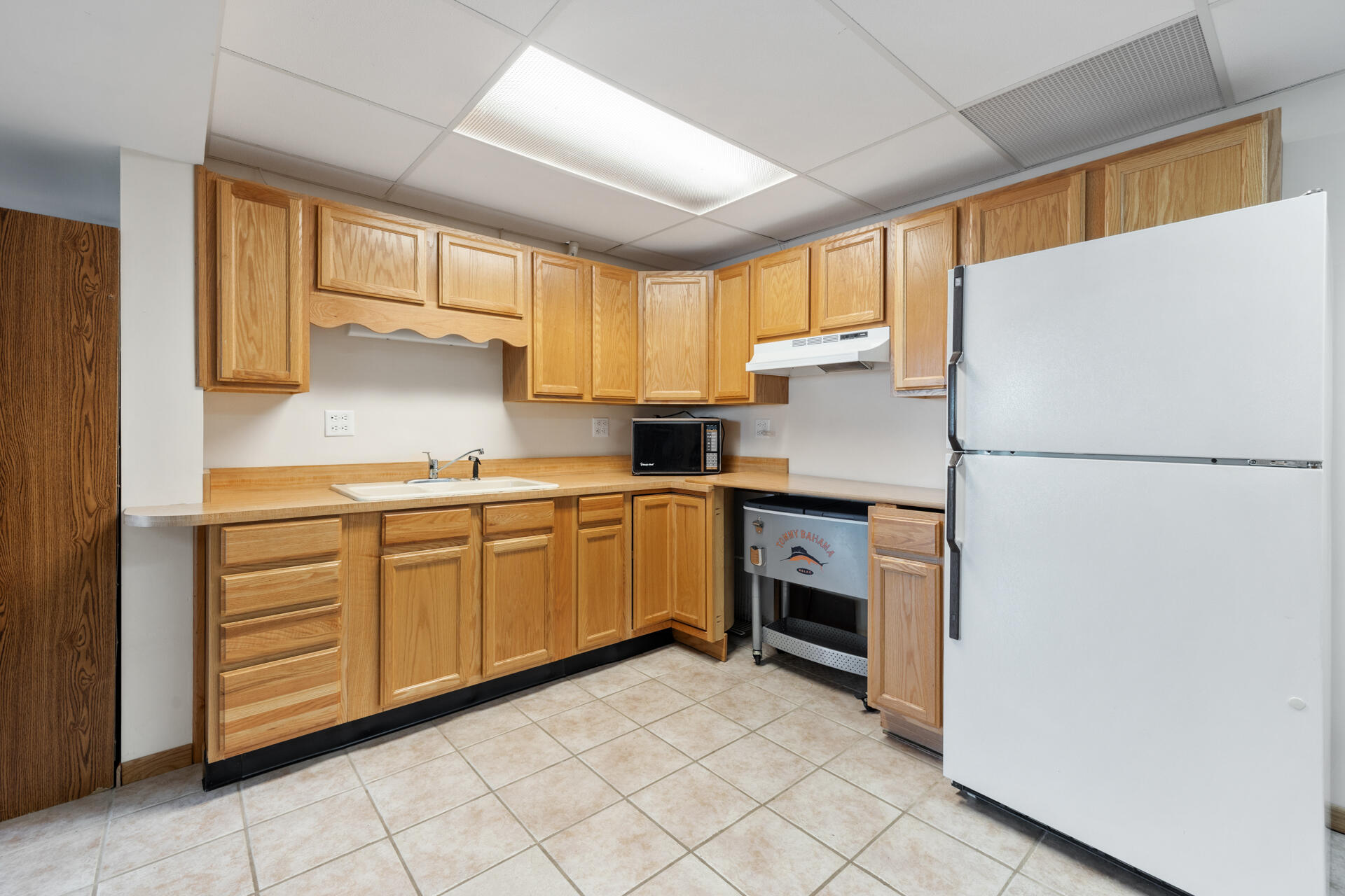Wisconsin Lake Home for sale (MLS#: 1919233) at W10029  Spring Rd, in Fox Lake, Wisconsin. (31 of 43)
