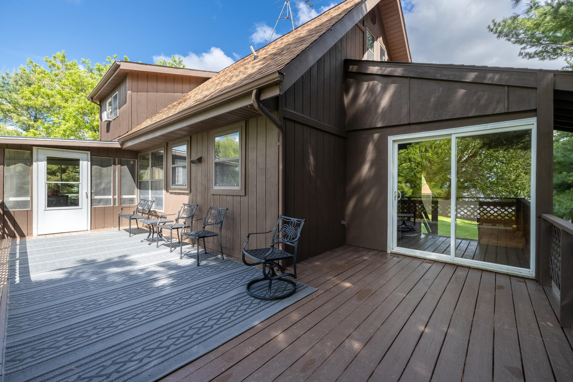 Wisconsin Lake Home for sale (MLS#: 1919233) at W10029  Spring Rd, in Fox Lake, Wisconsin. (8 of 43)