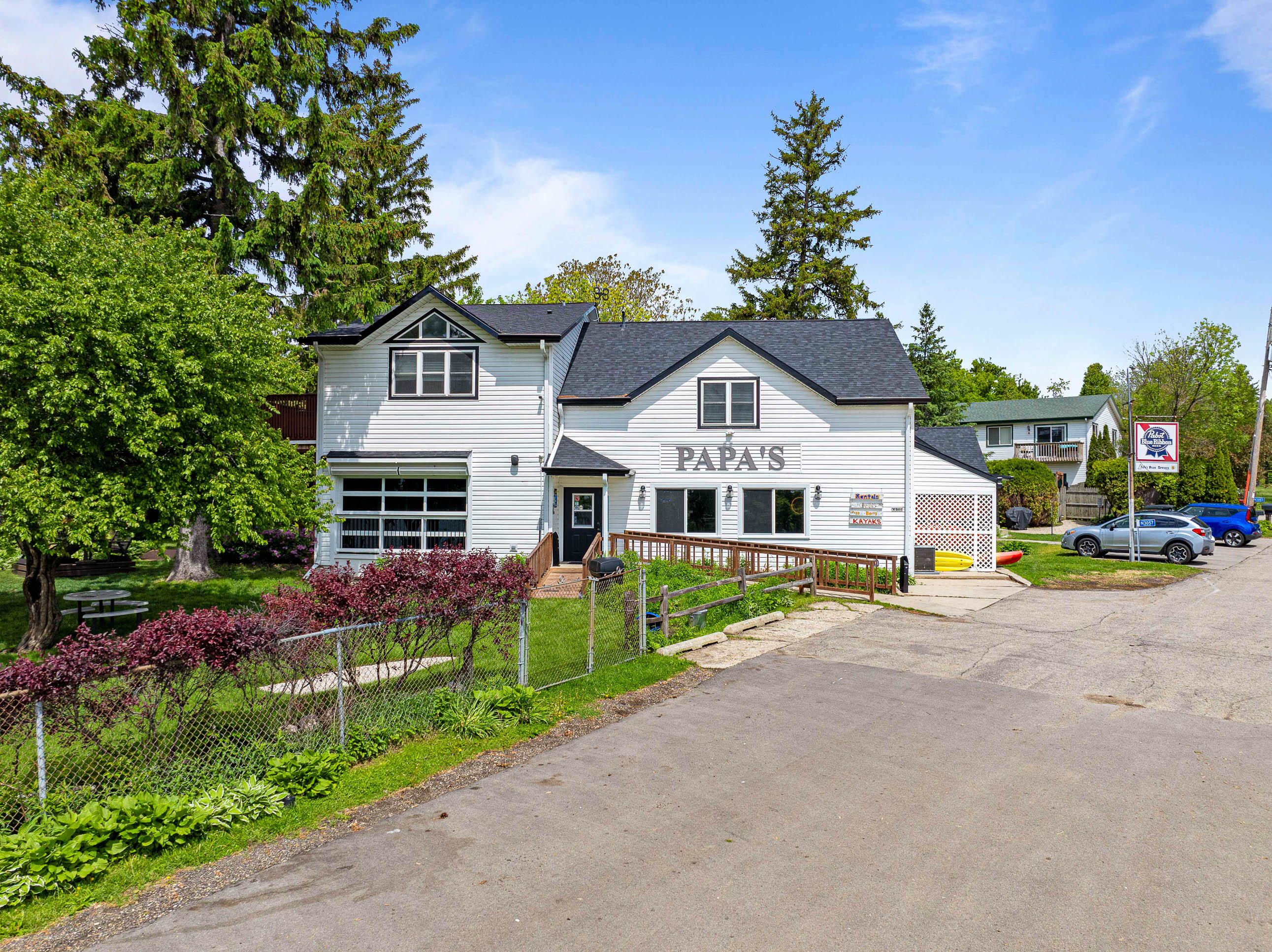 Wisconsin Lake Home for sale (MLS#: 1919276) at W3920  Lake Shore Dr, in Geneva, Wisconsin. (32 of 36)
