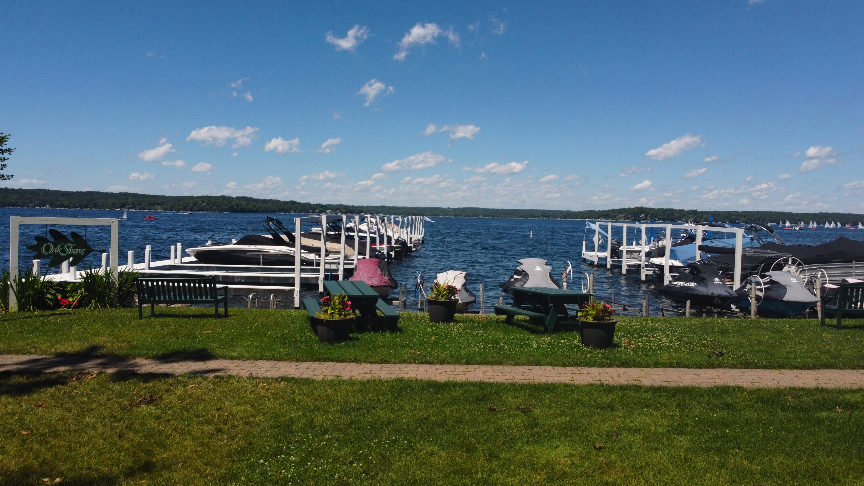 Wisconsin Lake Home for sale (MLS#: 1919310) at N1524  Oak Shores St, in Linn, Wisconsin. (3 of 6)