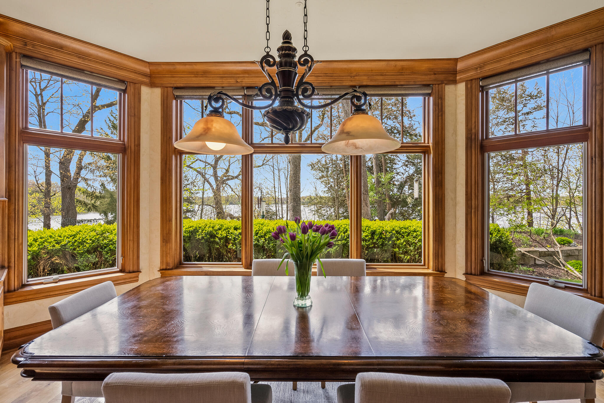 Wisconsin Lake Home for sale (MLS#: 1919354) at 4513 N Hewitts Point Rd, in Oconomowoc Lake, Wisconsin. (11 of 38)