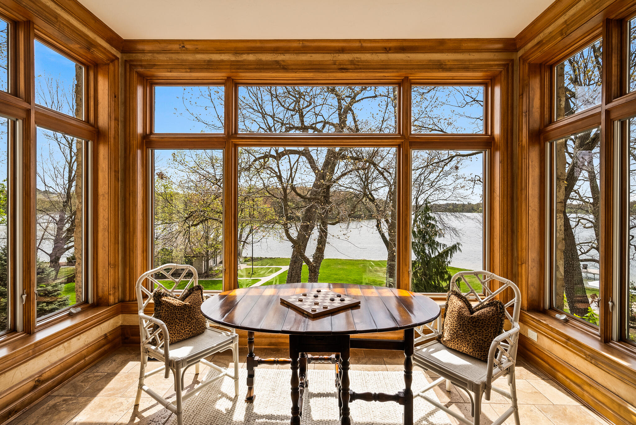 Wisconsin Lake Home for sale (MLS#: 1919354) at 4513 N Hewitts Point Rd, in Oconomowoc Lake, Wisconsin. (18 of 38)