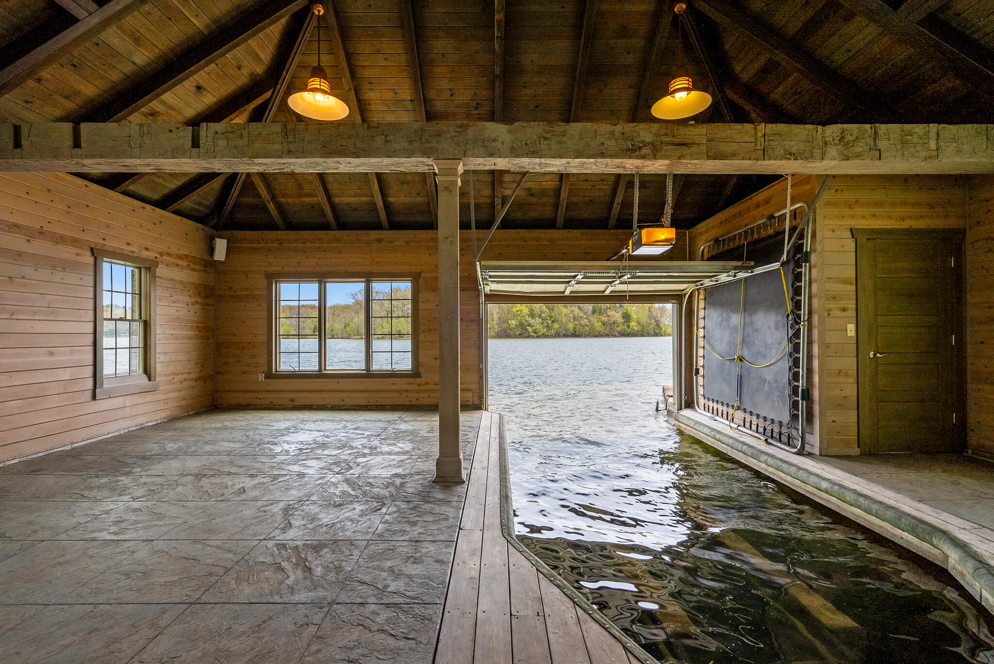 Wisconsin Lake Home for sale (MLS#: 1919354) at 4513 N Hewitts Point Rd, in Oconomowoc Lake, Wisconsin. (28 of 38)