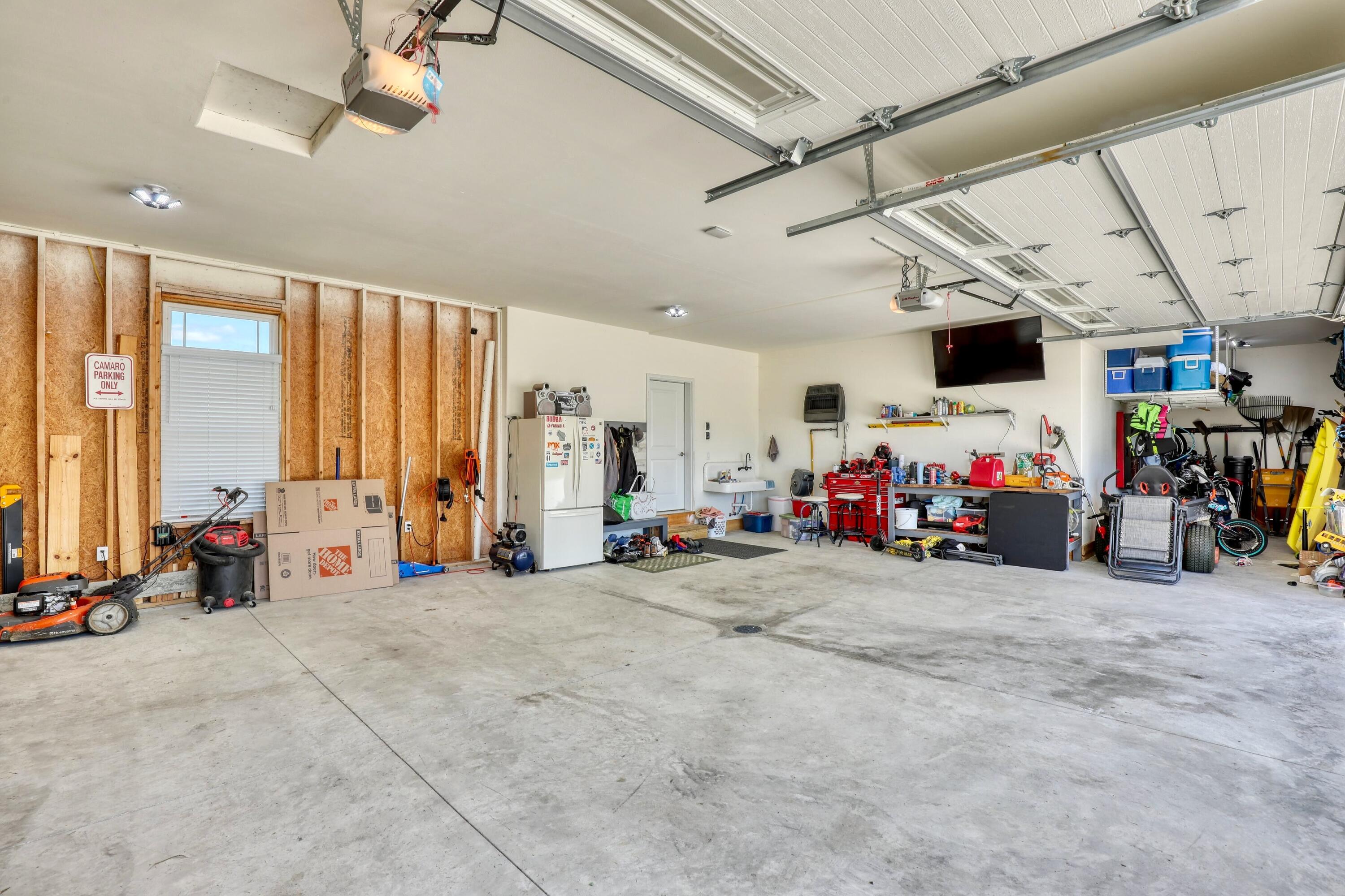 Wisconsin Lake Home for sale (MLS#: 1919368) at 7803  Greenhaven Ter, in Waterford, Wisconsin. (36 of 49)