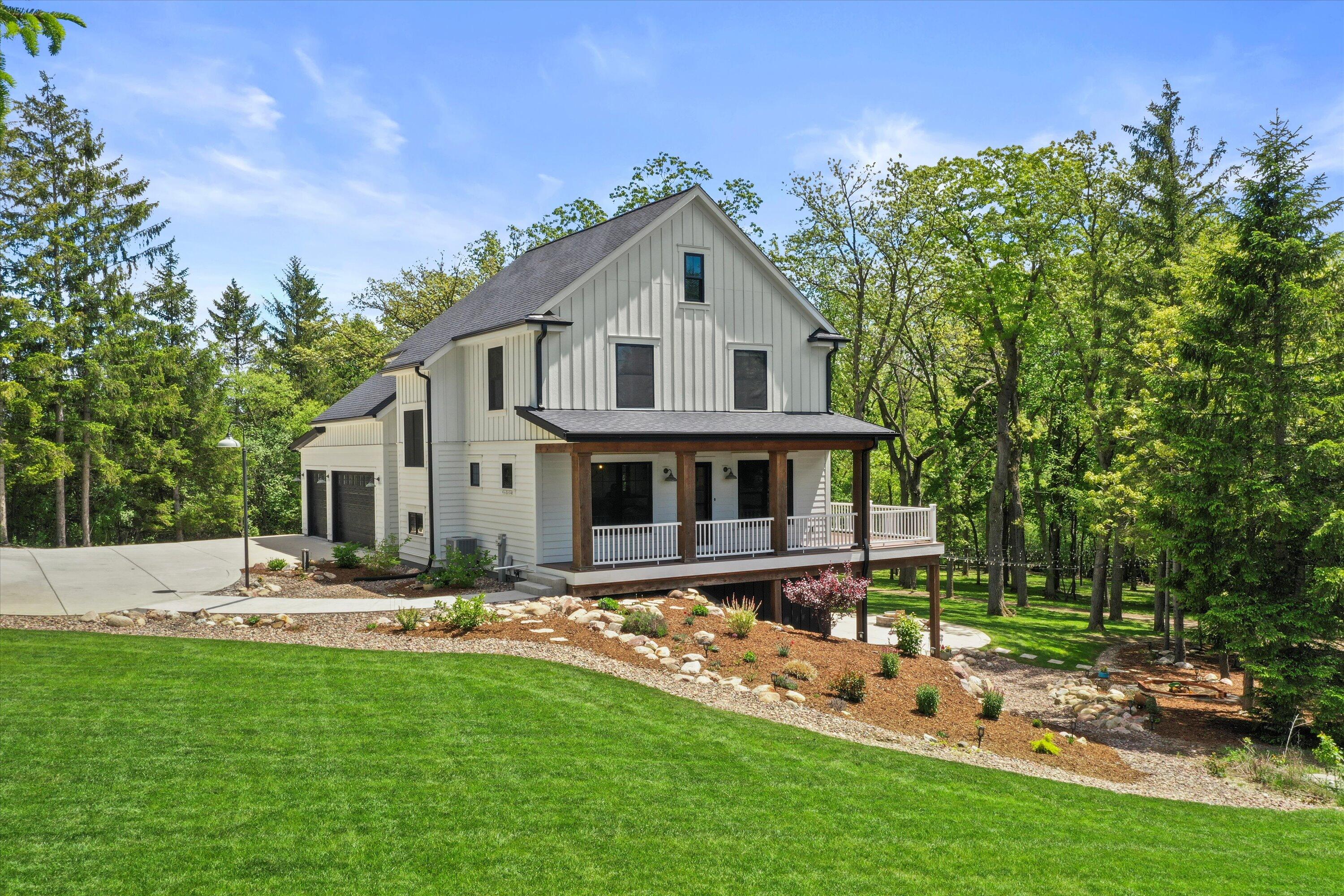 Wisconsin Lake Home for sale (MLS#: 1919380) at W301S5534  Highway 83 -, in Genesee, Wisconsin. (2 of 74)