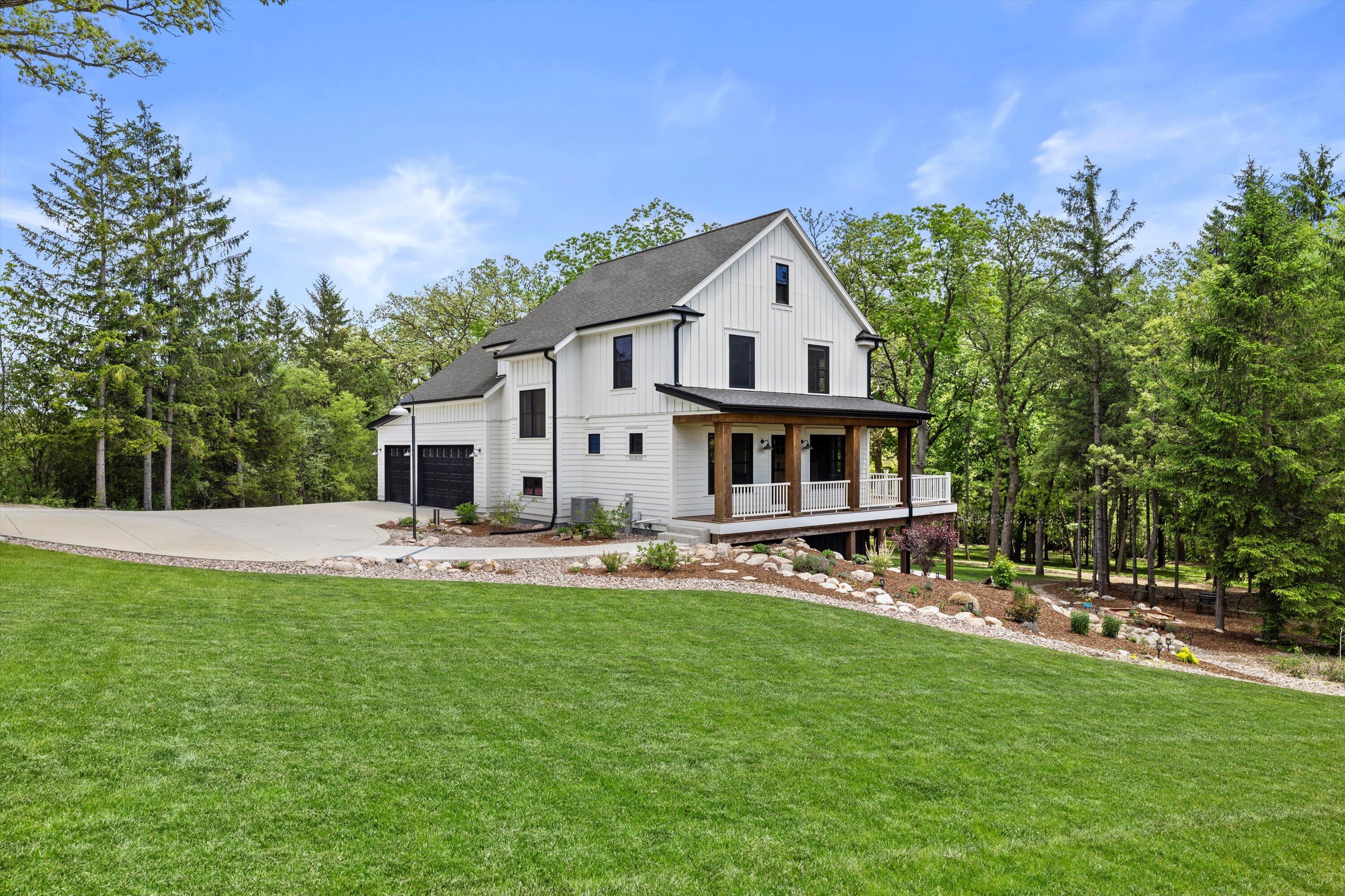 Wisconsin Lake Home for sale (MLS#: 1919380) at W301S5534  Highway 83 -, in Genesee, Wisconsin. (14 of 74)