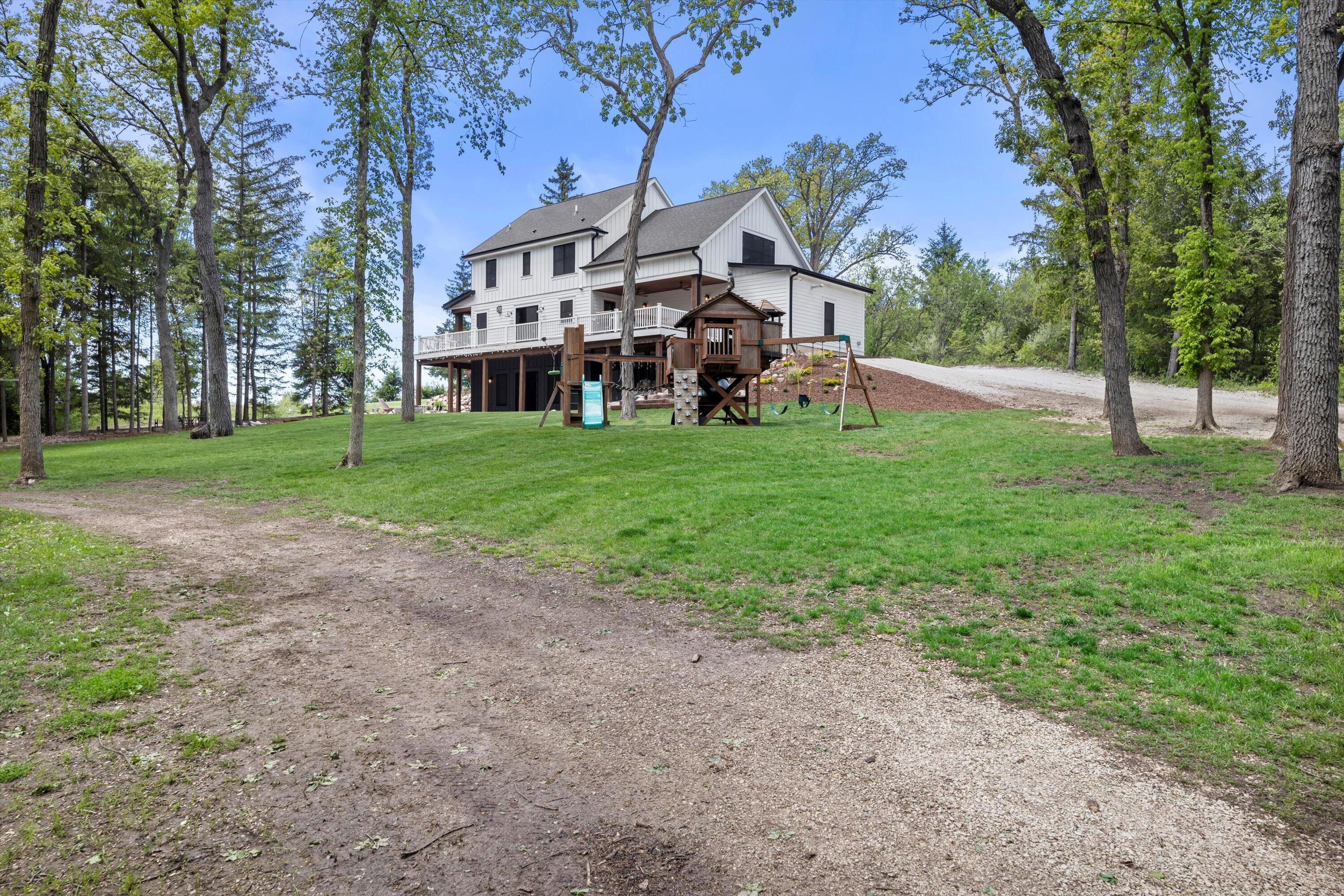 Wisconsin Lake Home for sale (MLS#: 1919380) at W301S5534  Highway 83 -, in Genesee, Wisconsin. (16 of 74)