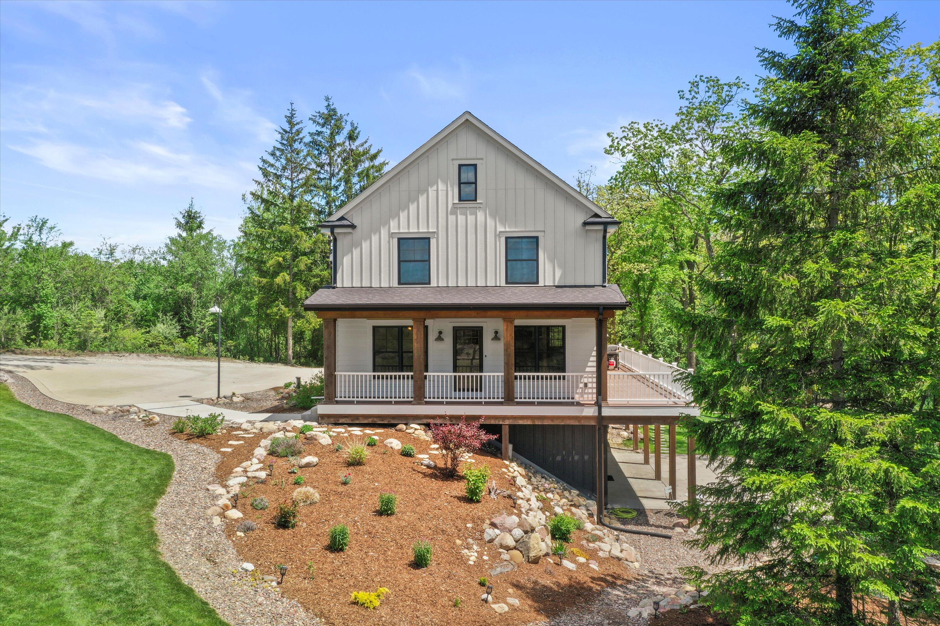 Wisconsin Lake Home for sale (MLS#: 1919380) at W301S5534  Highway 83 -, in Genesee, Wisconsin. (3 of 74)