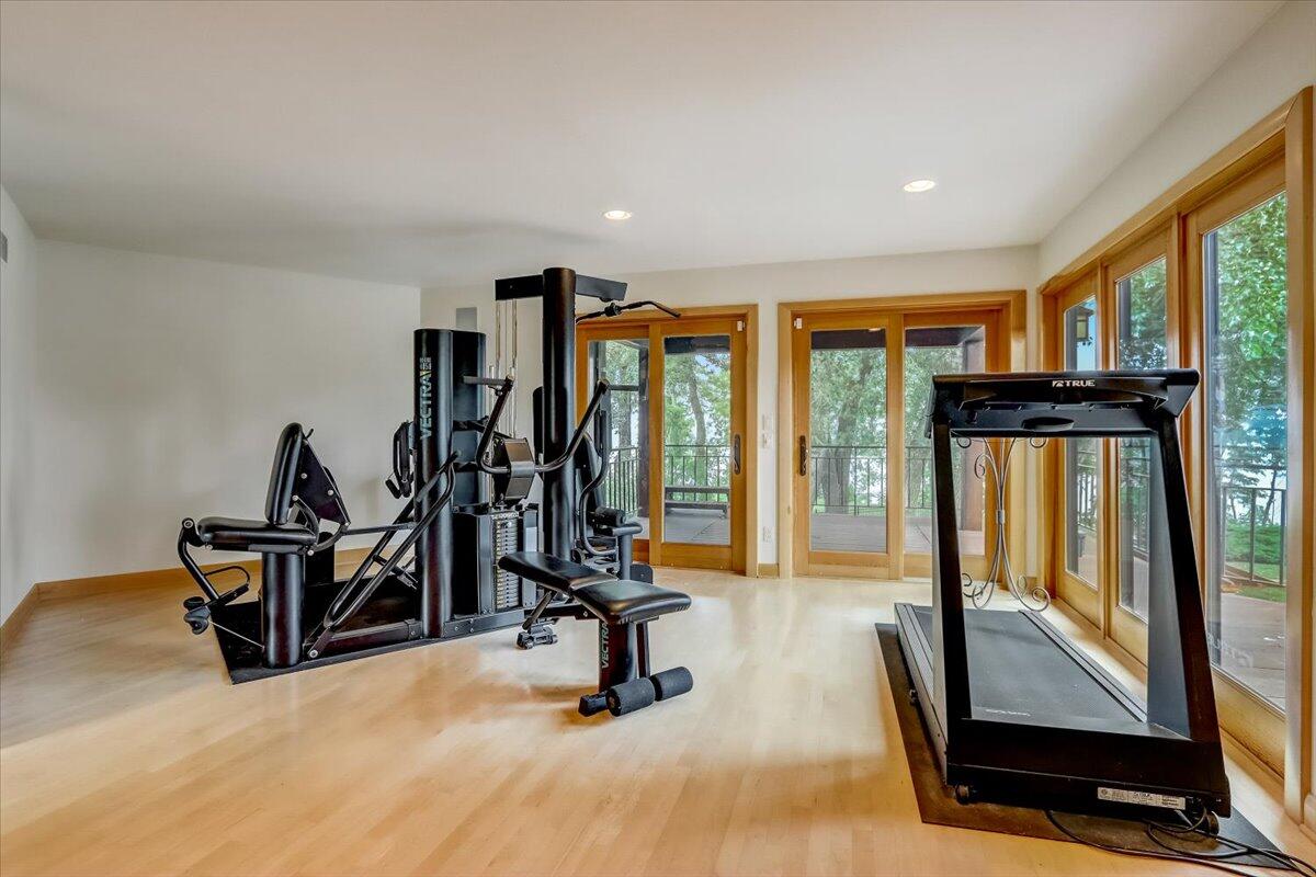Wisconsin Lake Home for sale (MLS#: 1919462) at 6625  Charles St, in Caledonia, Wisconsin. (17 of 30)
