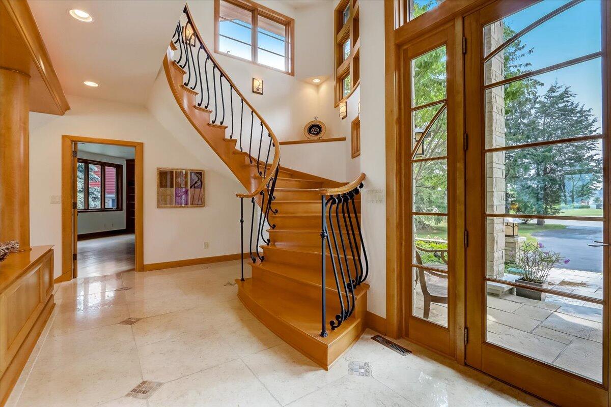 Wisconsin Lake Home for sale (MLS#: 1919462) at 6625  Charles St, in Caledonia, Wisconsin. (3 of 30)