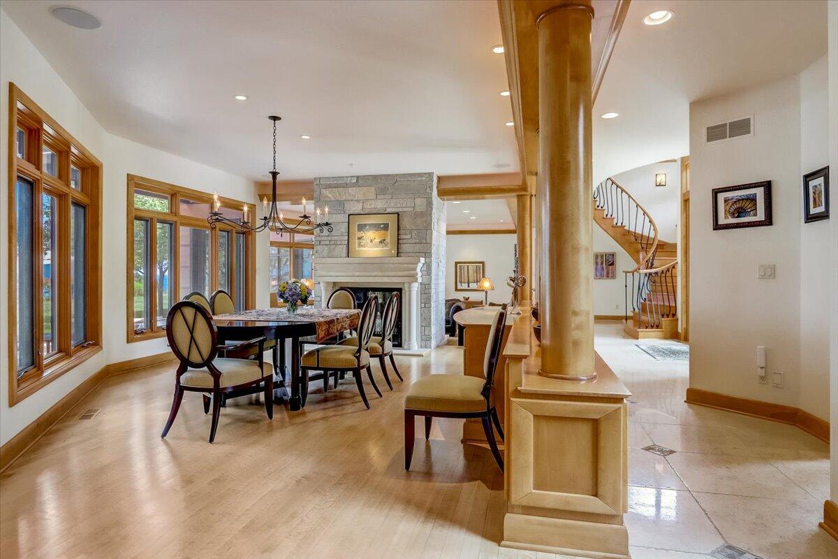 Wisconsin Lake Home for sale (MLS#: 1919462) at 6625  Charles St, in Caledonia, Wisconsin. (8 of 30)