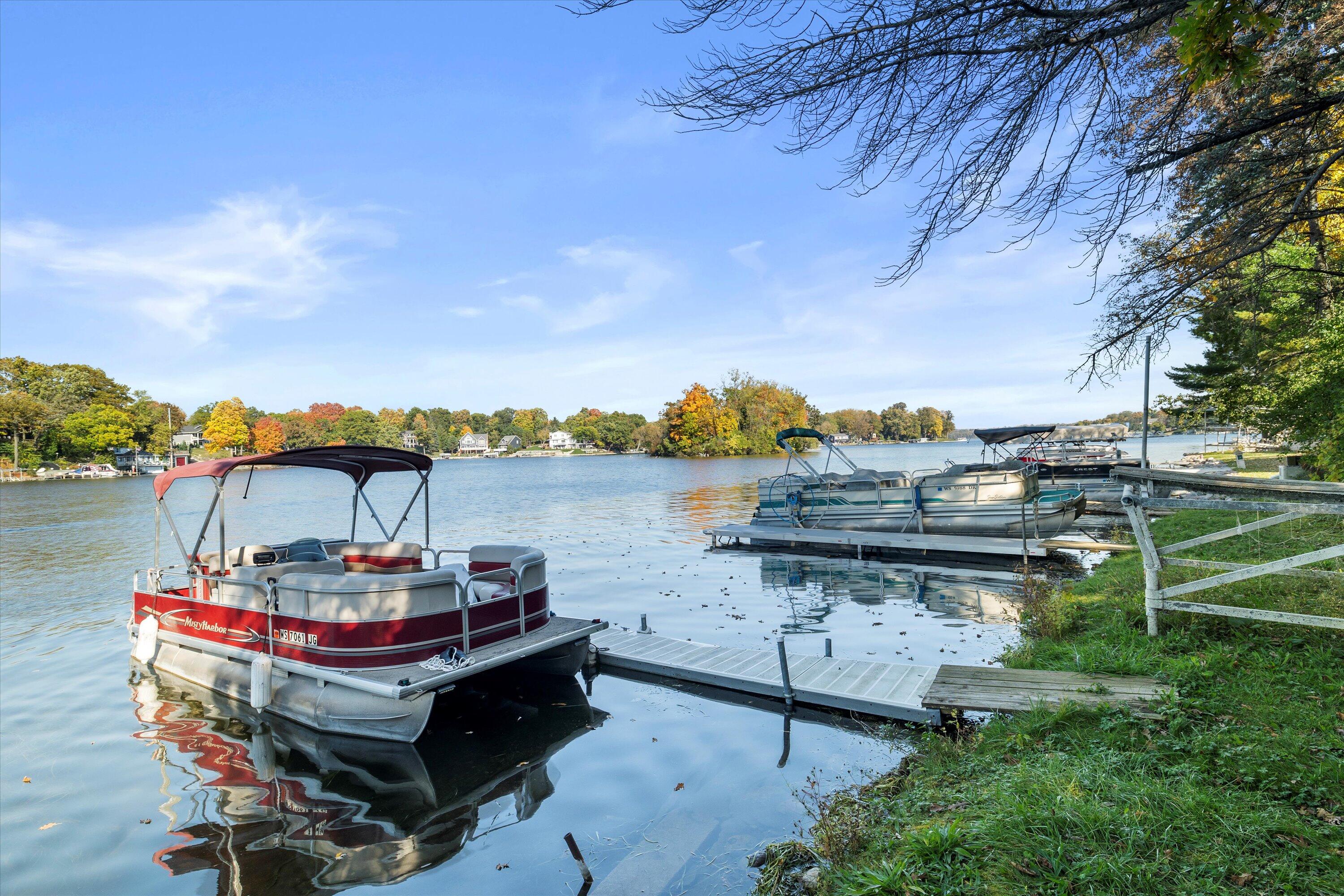 Wisconsin Lake Home for sale (MLS#: 1919478) at N53W34956  Road B -, in Oconomowoc, Wisconsin. (33 of 42)