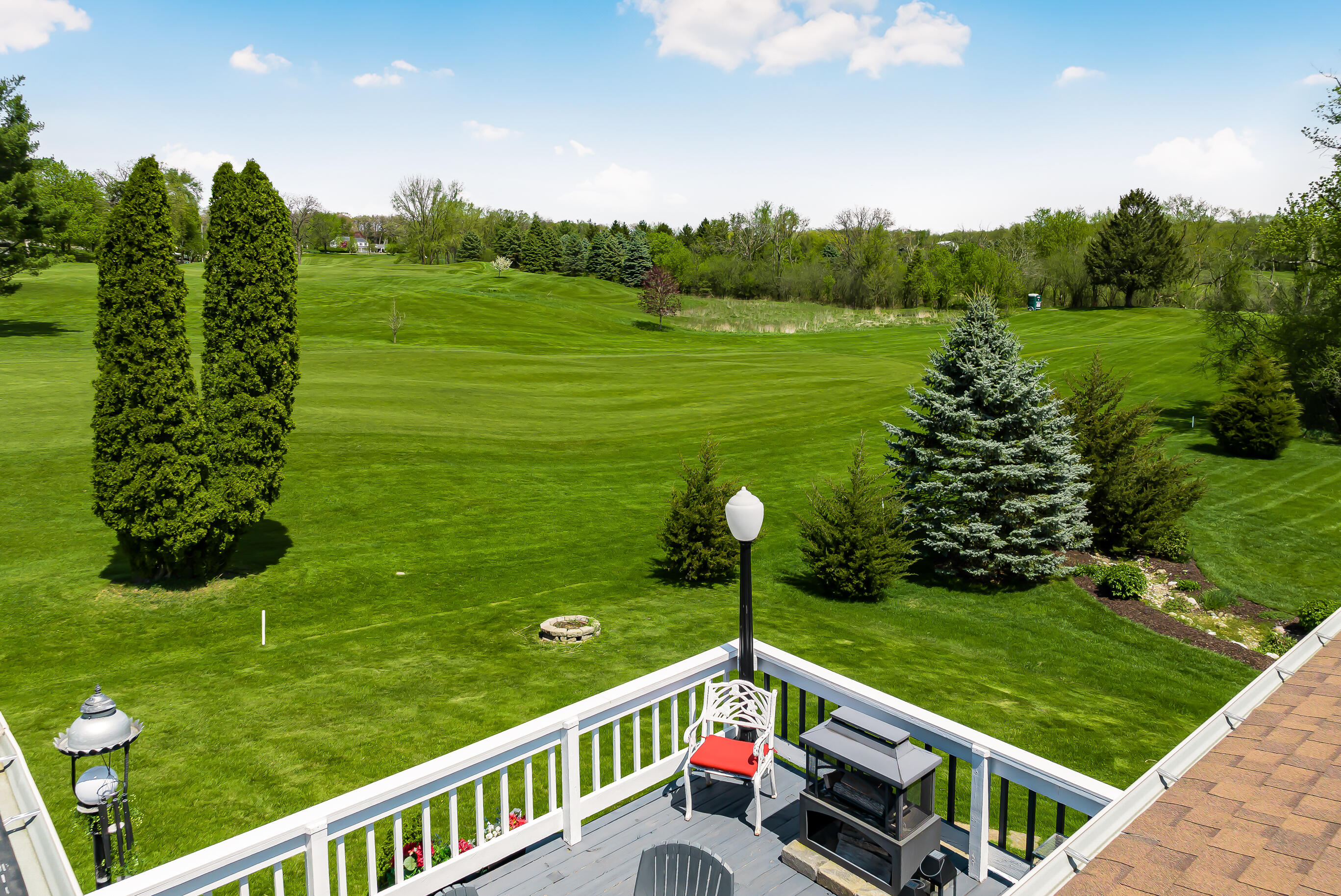 Wisconsin Lake Home for sale (MLS#: 1919545) at 262  Castle Ter, in Fontana, Wisconsin. (21 of 54)