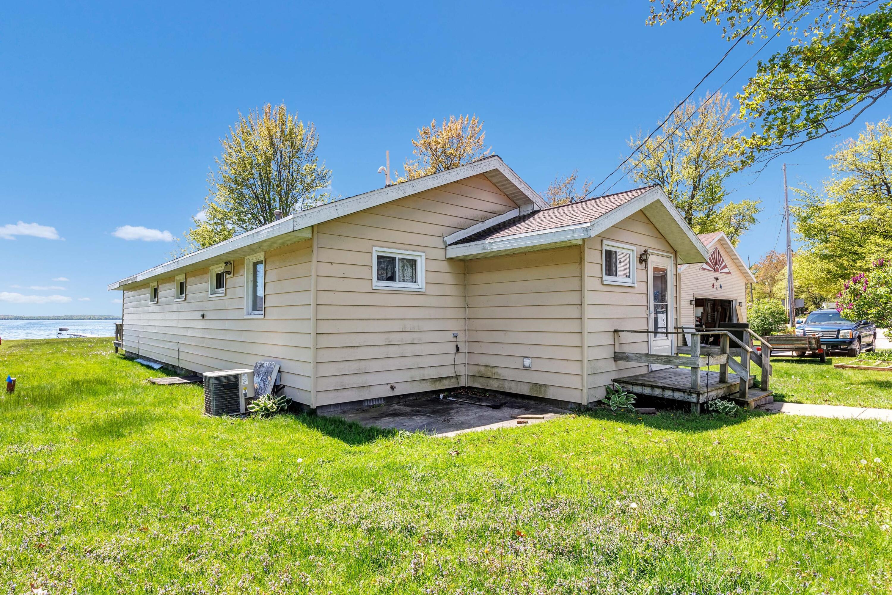 Wisconsin Lake Home for sale (MLS#: 1919584) at W6013  Lake Dr, in Wescott, Wisconsin. (23 of 34)