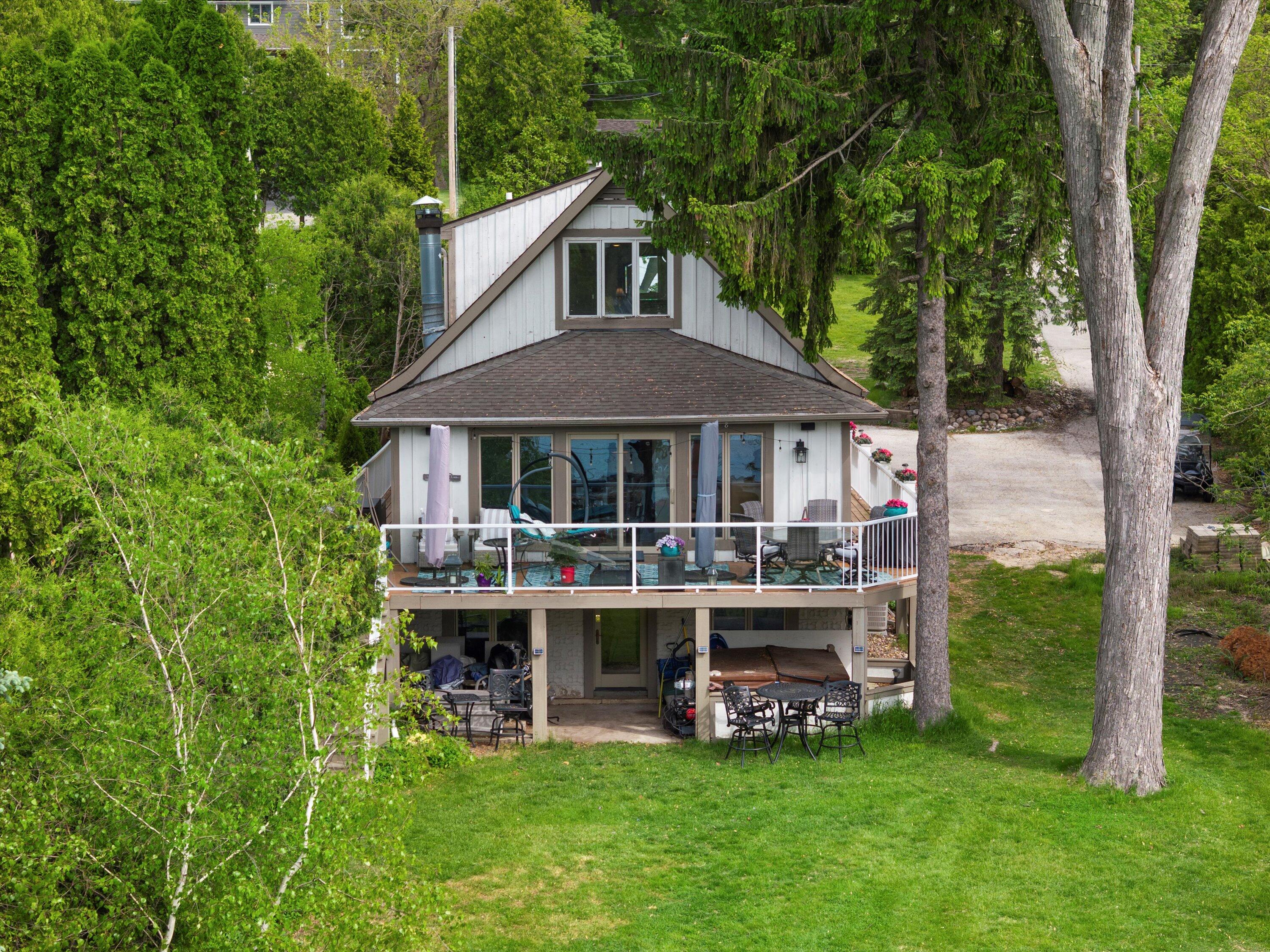 Wisconsin Lake Home for sale (MLS#: 1919739) at N26W30255  Maple Ave, in Delafield, Wisconsin. (47 of 50)