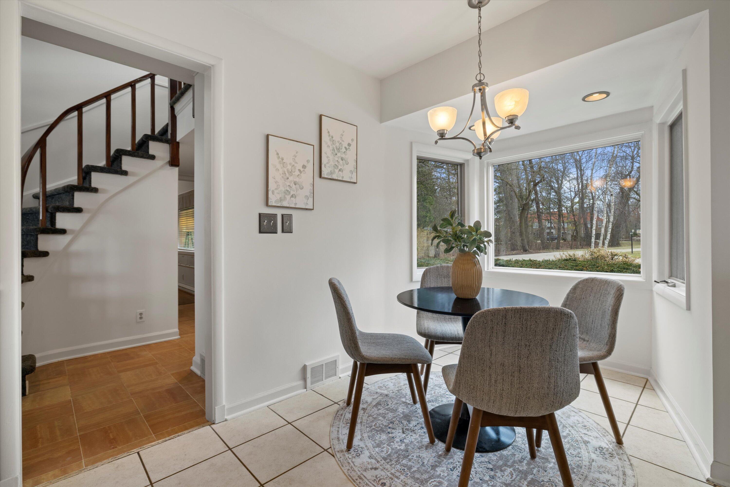 Wisconsin Lake Home for sale (MLS#: 1919762) at 4696 N Lake Dr, in Whitefish Bay, Wisconsin. (21 of 79)