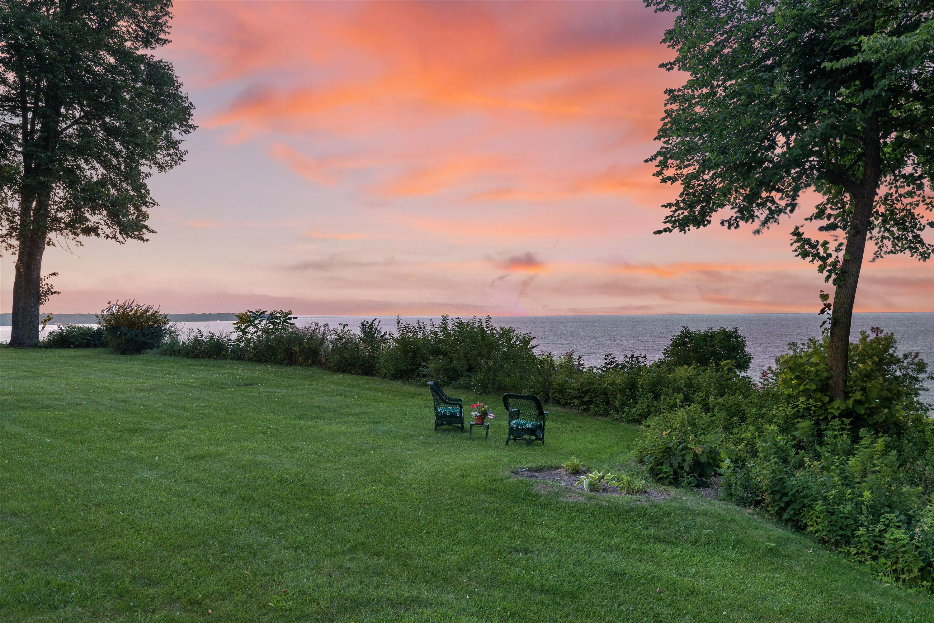 Wisconsin Lake Home for sale (MLS#: 1919762) at 4696 N Lake Dr, in Whitefish Bay, Wisconsin. (64 of 79)