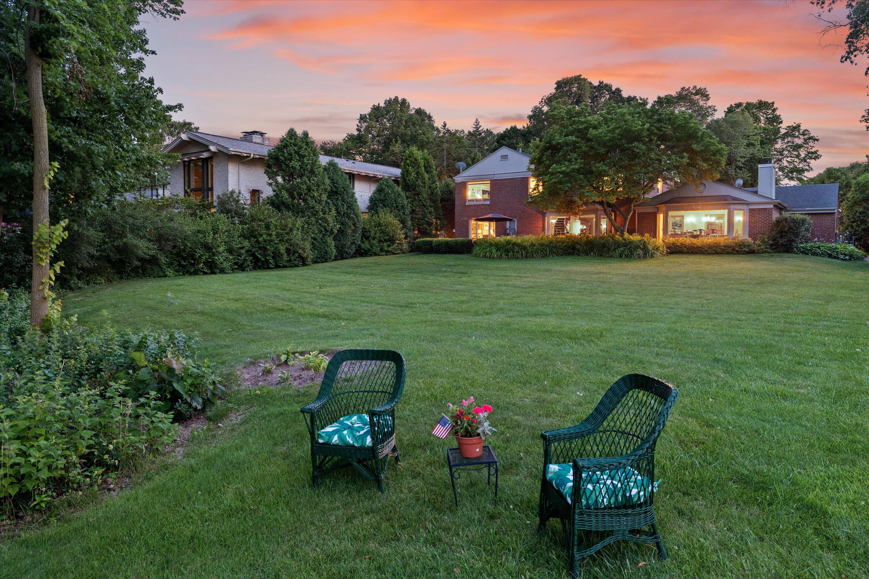 Wisconsin Lake Home for sale (MLS#: 1919762) at 4696 N Lake Dr, in Whitefish Bay, Wisconsin. (65 of 79)