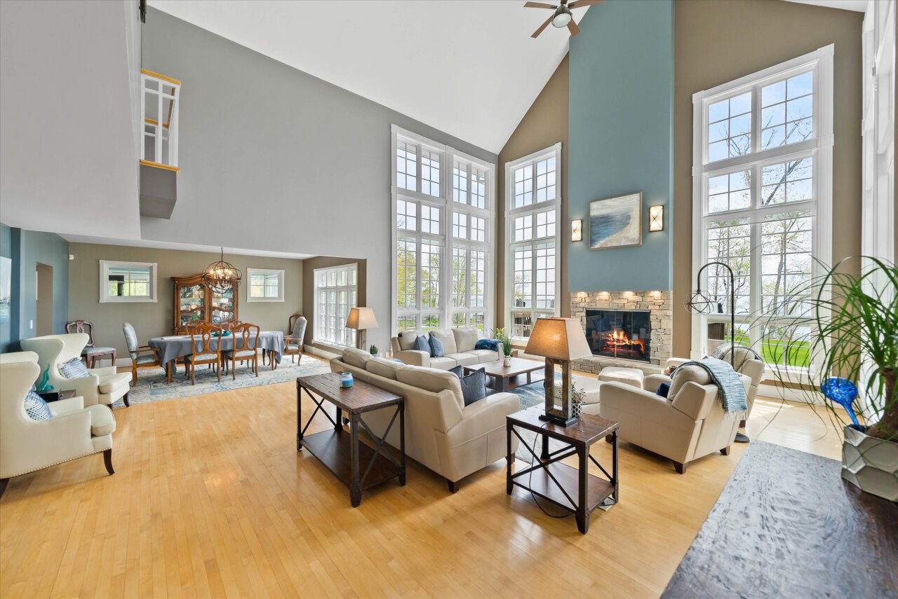 Wisconsin Lake Home for sale (MLS#: 1919869) at 4320  High Point Beach Ln, in Port Washington, Wisconsin. (16 of 86)