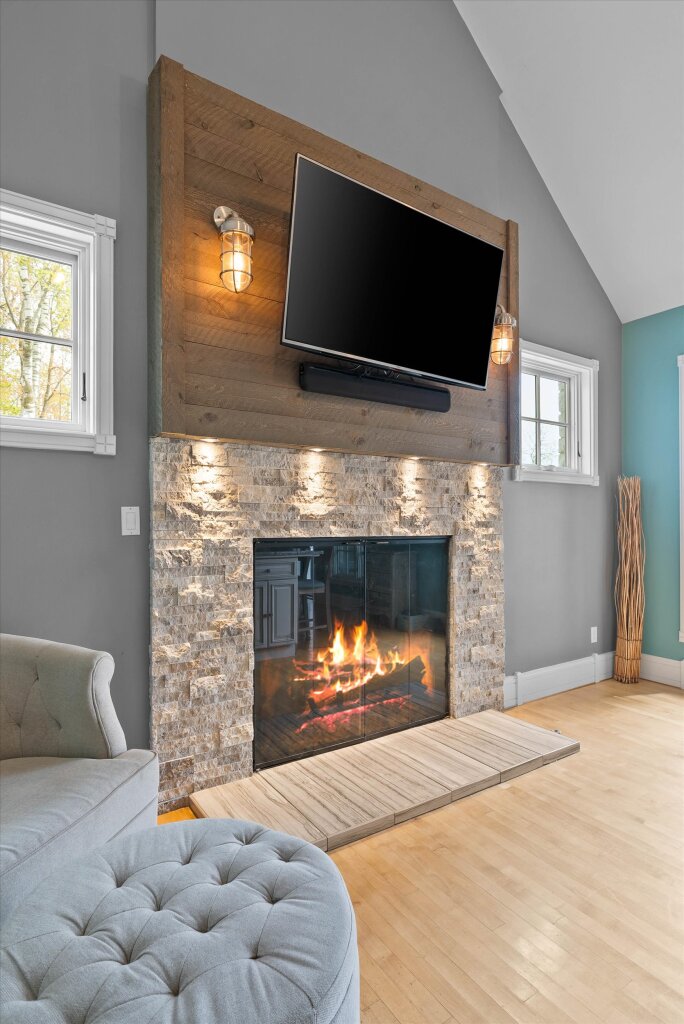 Wisconsin Lake Home for sale (MLS#: 1919869) at 4320  High Point Beach Ln, in Port Washington, Wisconsin. (22 of 86)