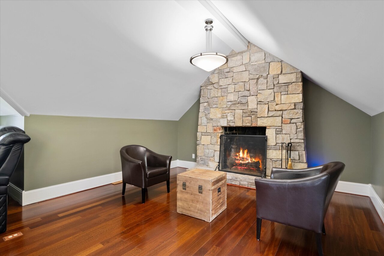 Wisconsin Lake Home for sale (MLS#: 1919869) at 4320  High Point Beach Ln, in Port Washington, Wisconsin. (39 of 86)