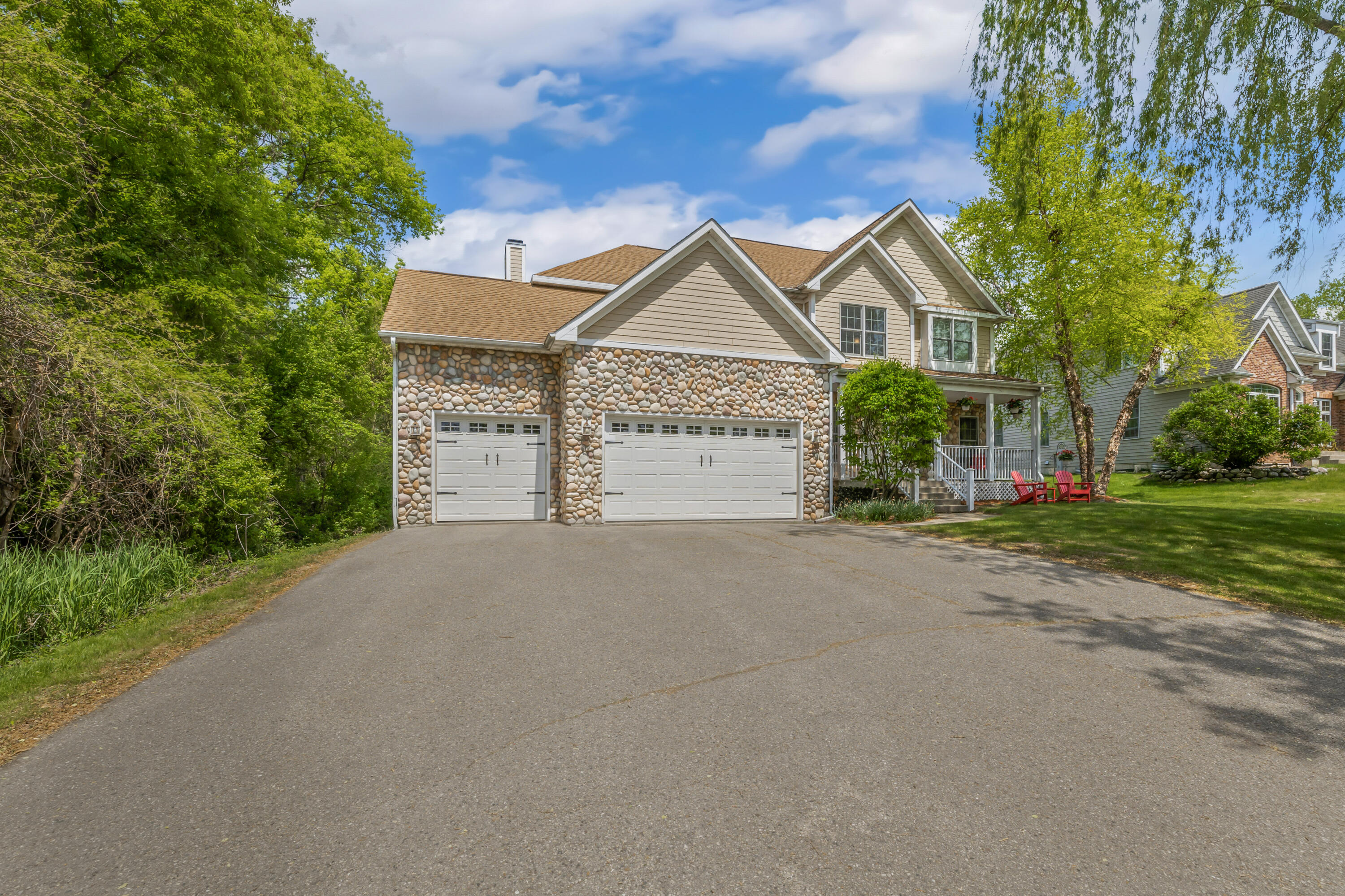 Wisconsin Lake Home for sale (MLS#: 1919926) at 390  County Road B -, in Fontana, Wisconsin. (21 of 29)