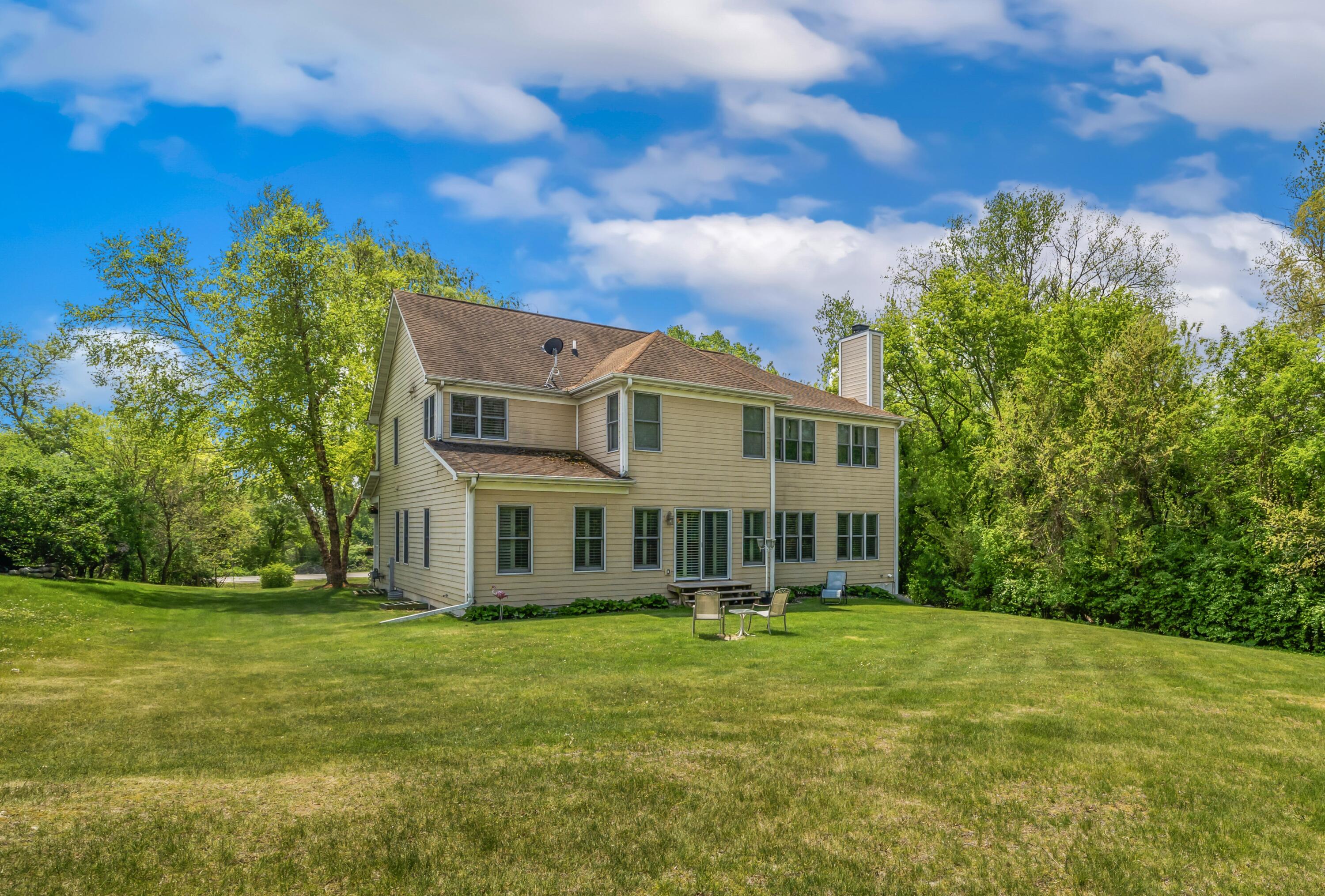 Wisconsin Lake Home for sale (MLS#: 1919926) at 390  County Road B -, in Fontana, Wisconsin. (23 of 29)