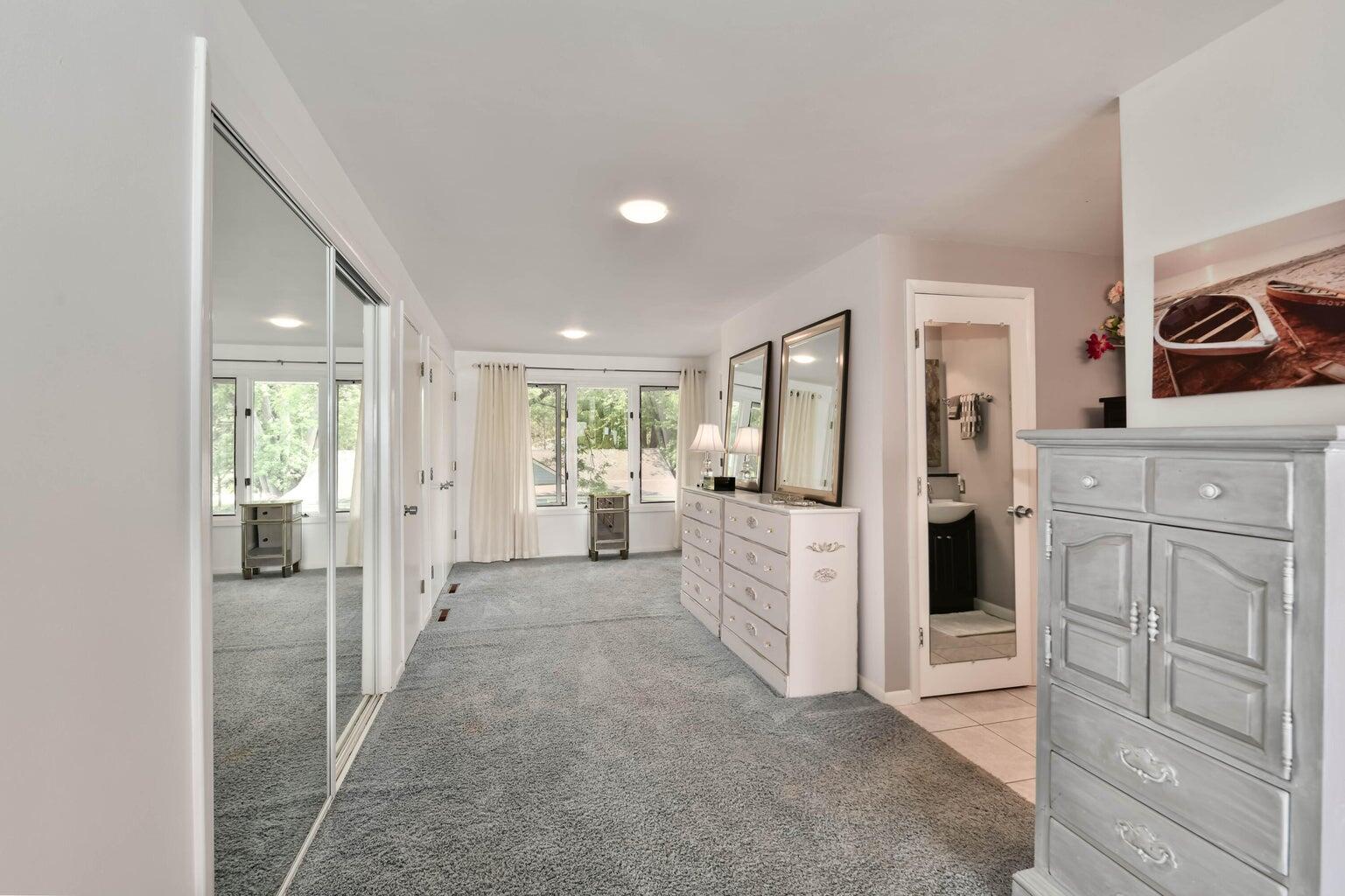 Wisconsin Lake Home for sale (MLS#: 1919940) at N60W39640  Mary Ln, in Oconomowoc, Wisconsin. (30 of 57)